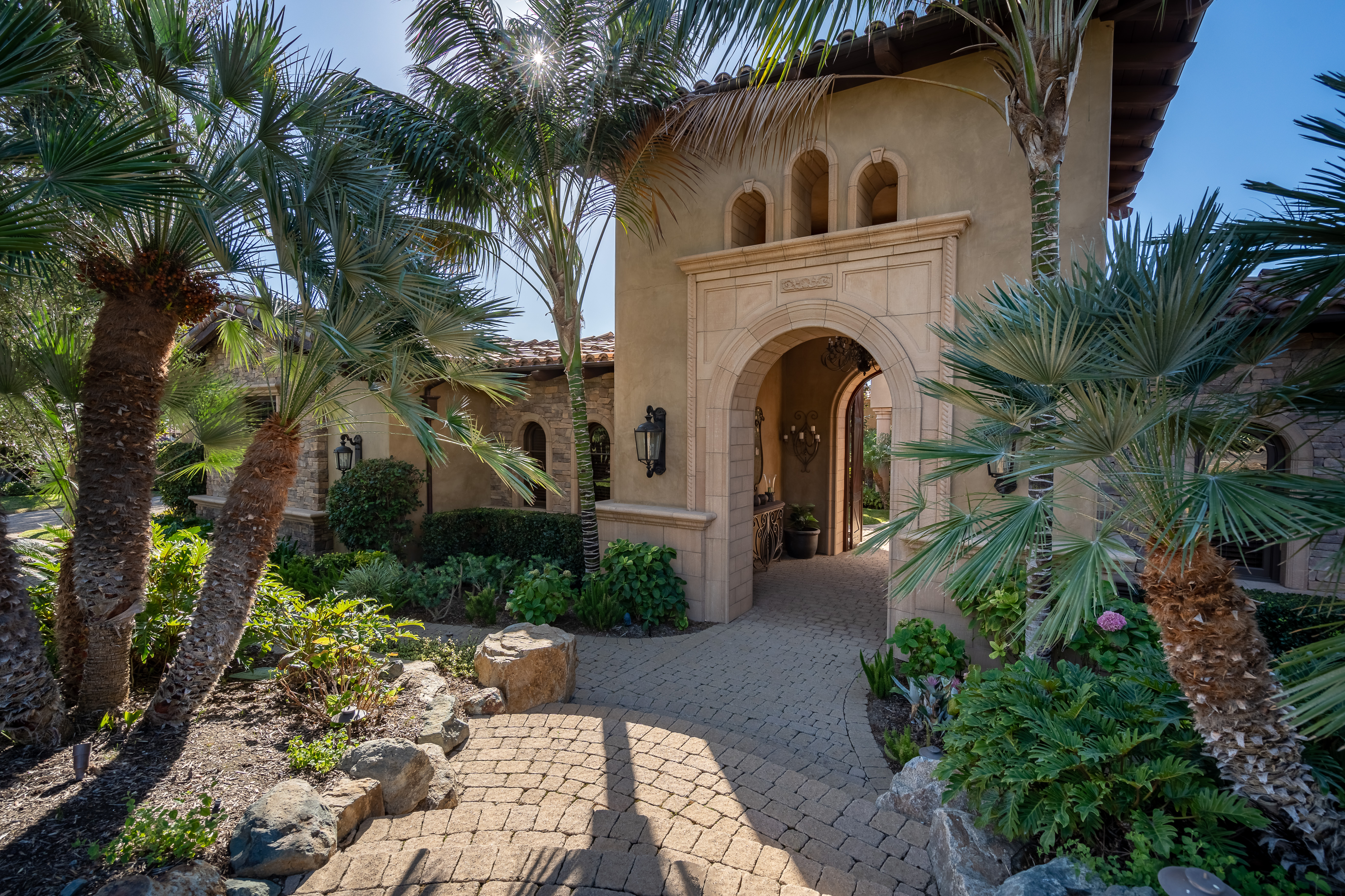6351 Calle Ponte Bella