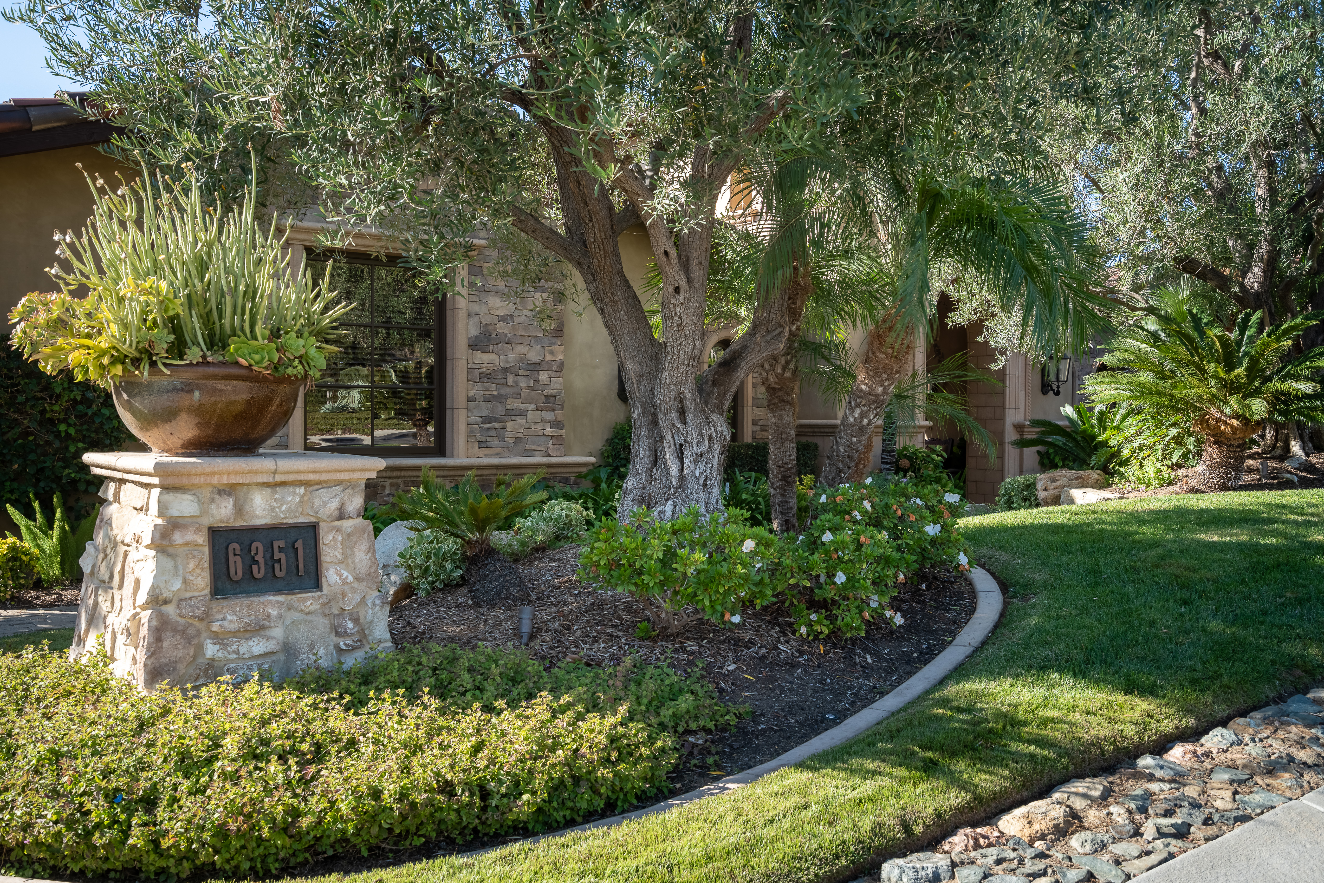 6351 Calle Ponte Bella