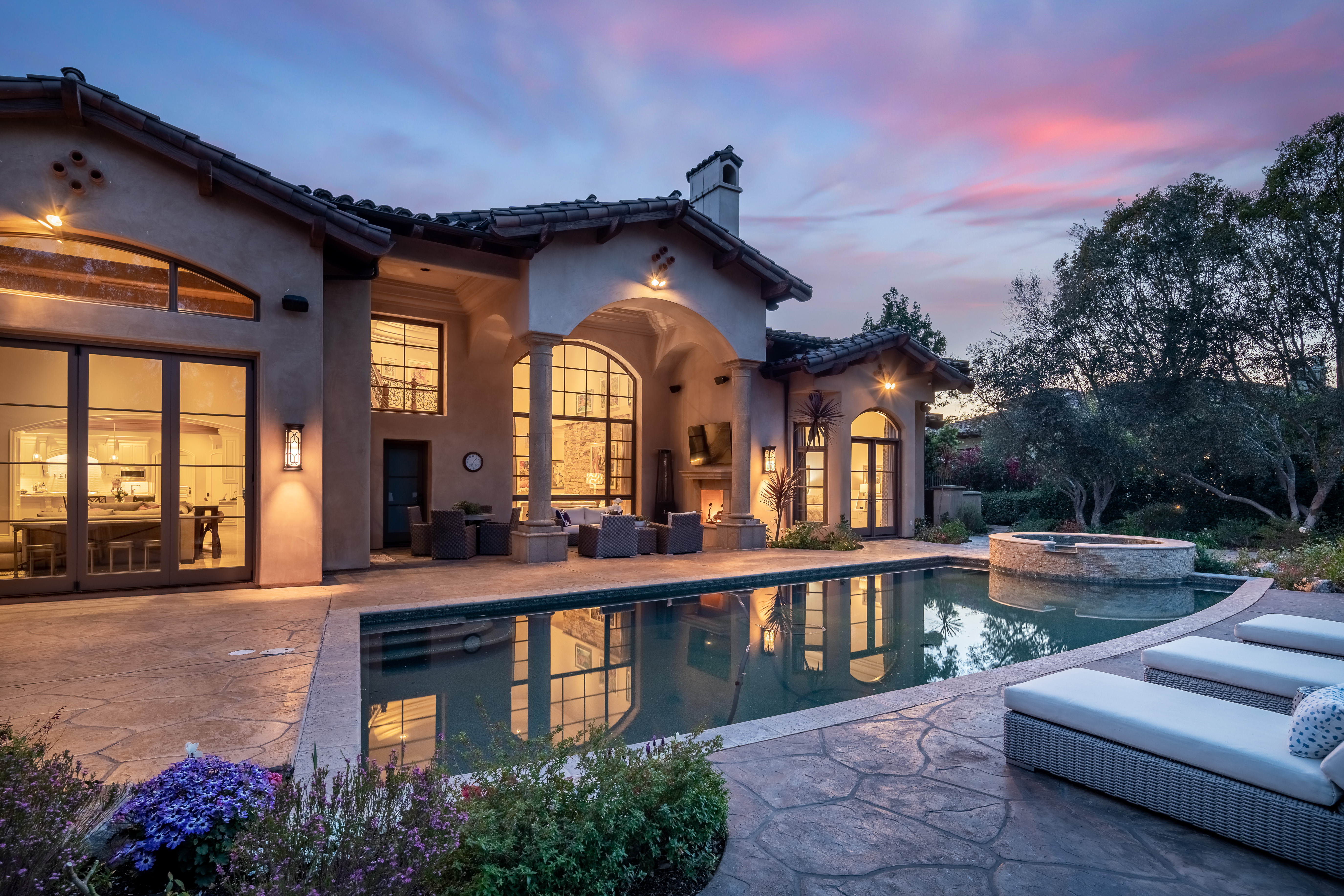18375 Calle La Serra 