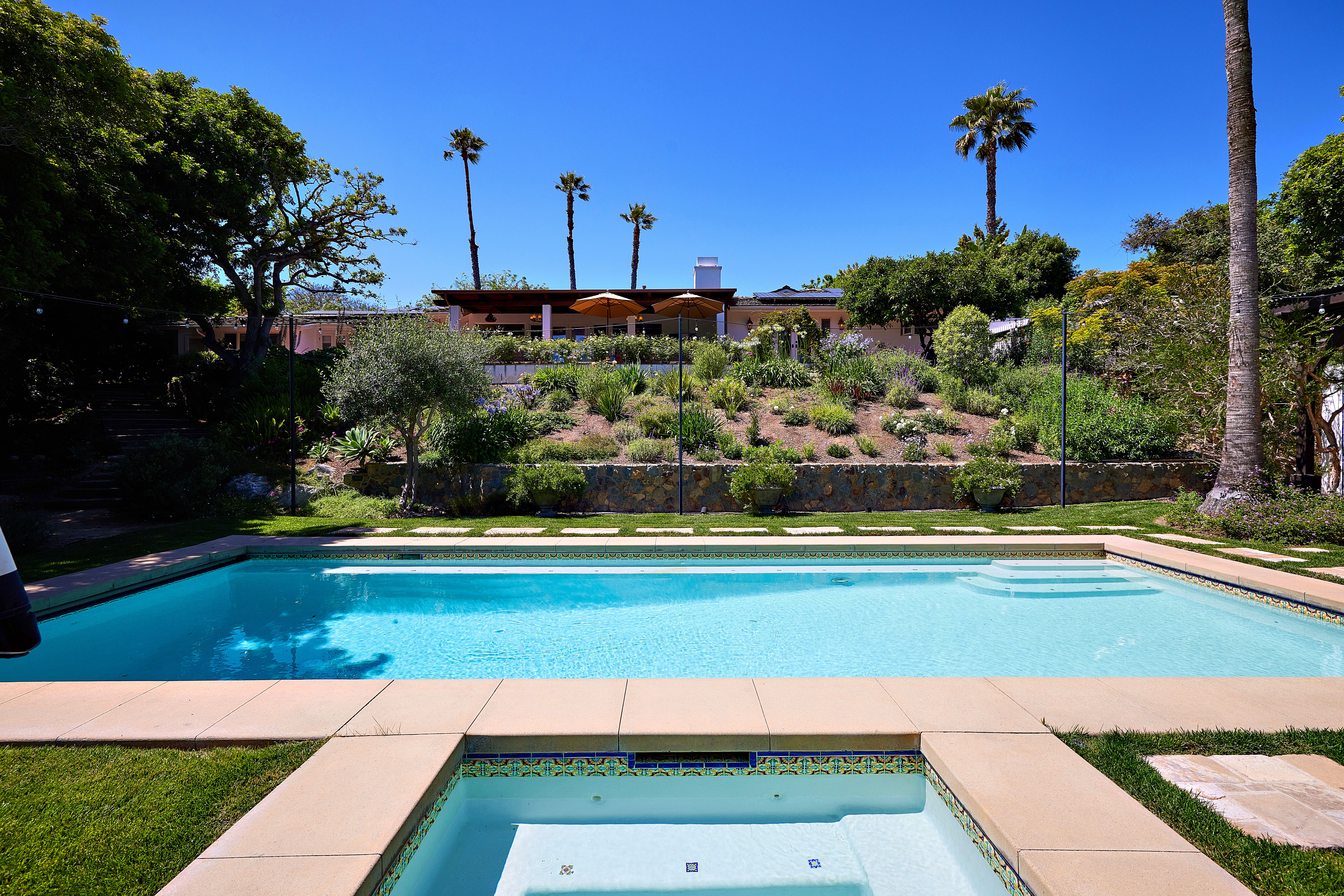 5815 Loma Verde Drive 