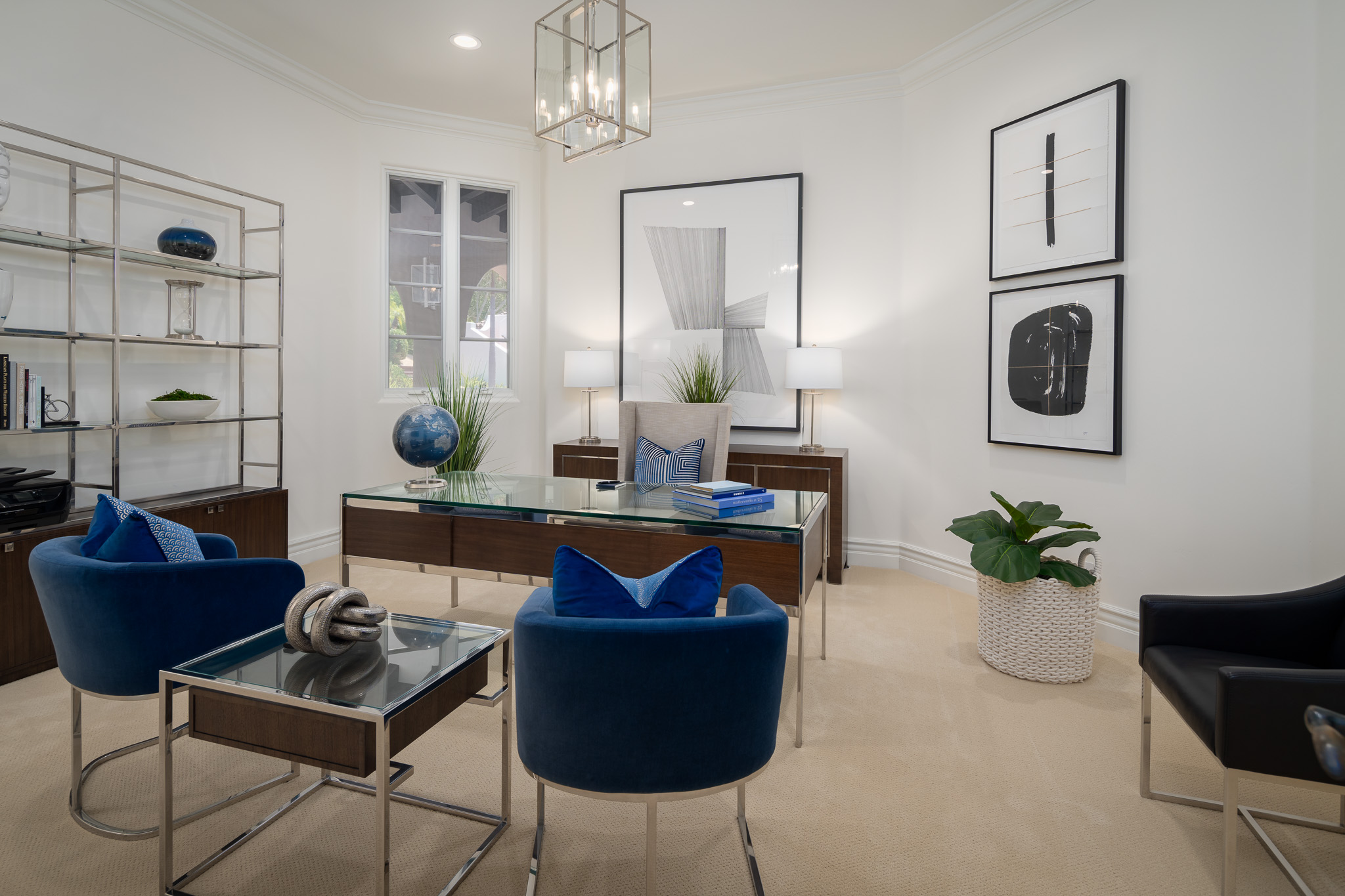 4390 Camino Privado 