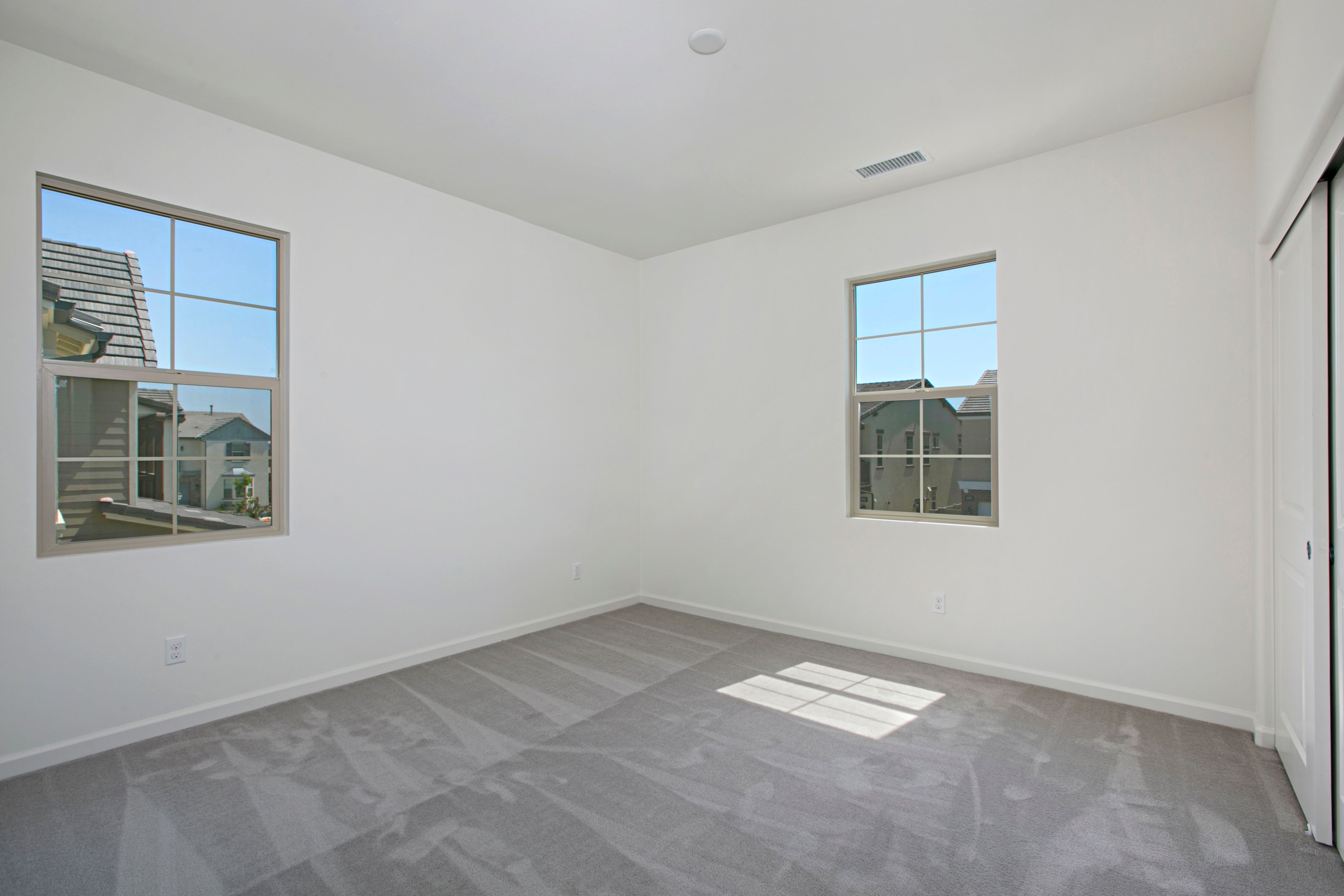 13419 Red Oak Way 