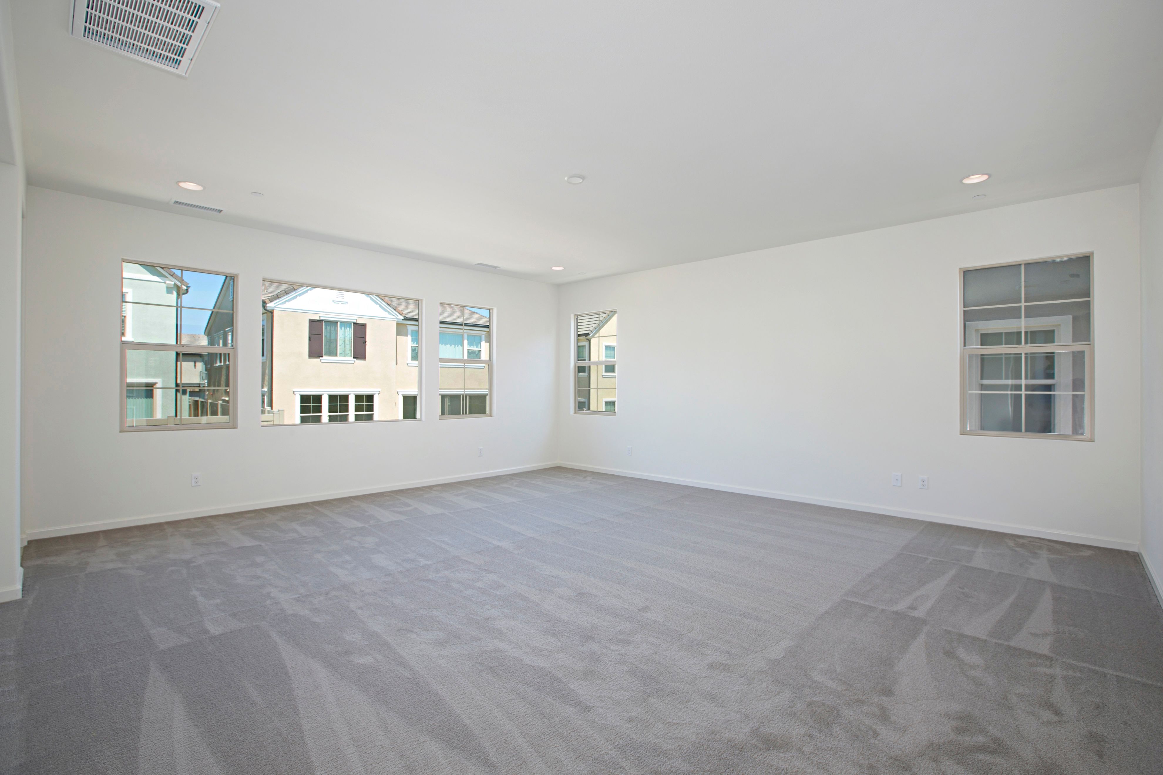 13419 Red Oak Way 