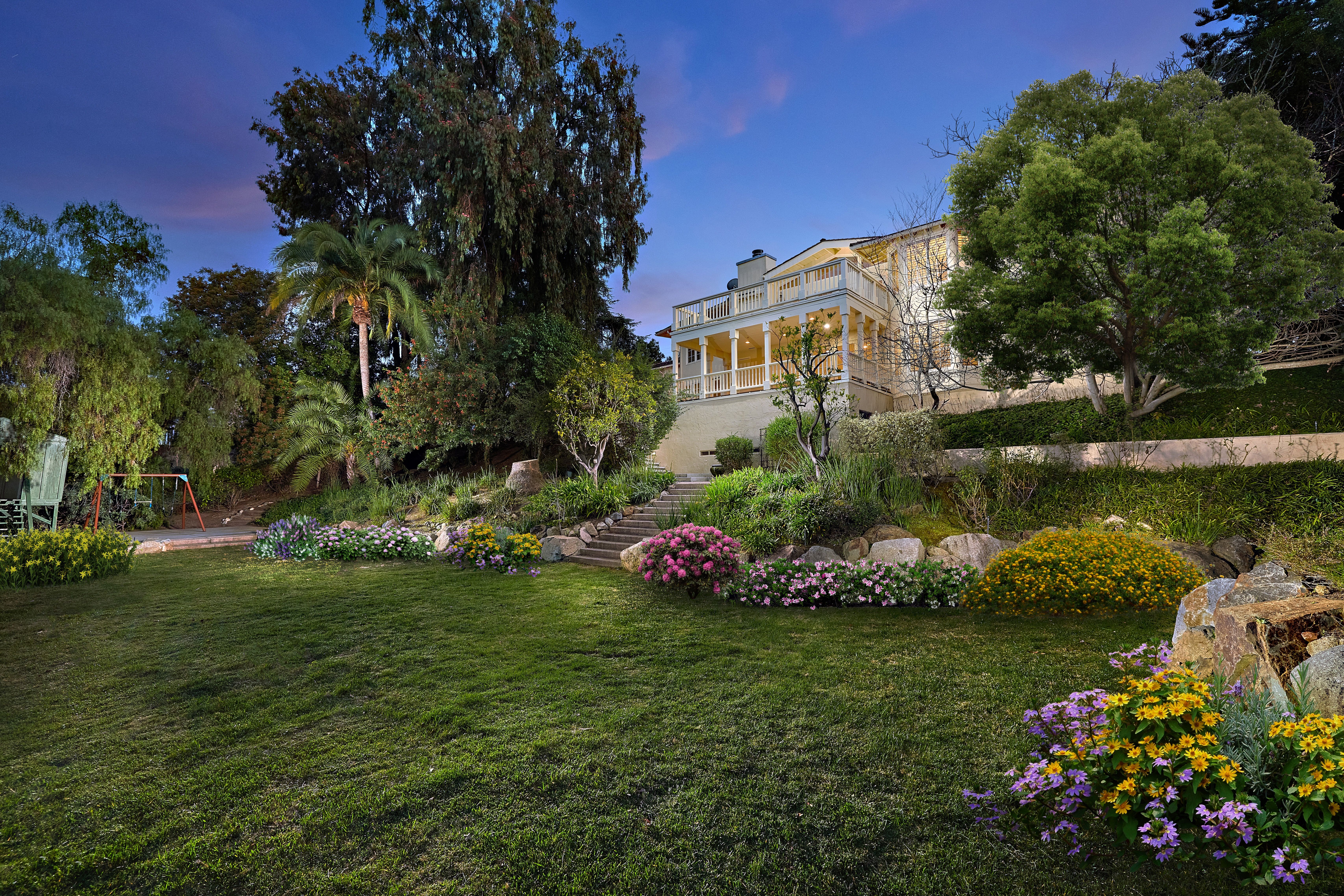 5762 Loma Verde Drive 