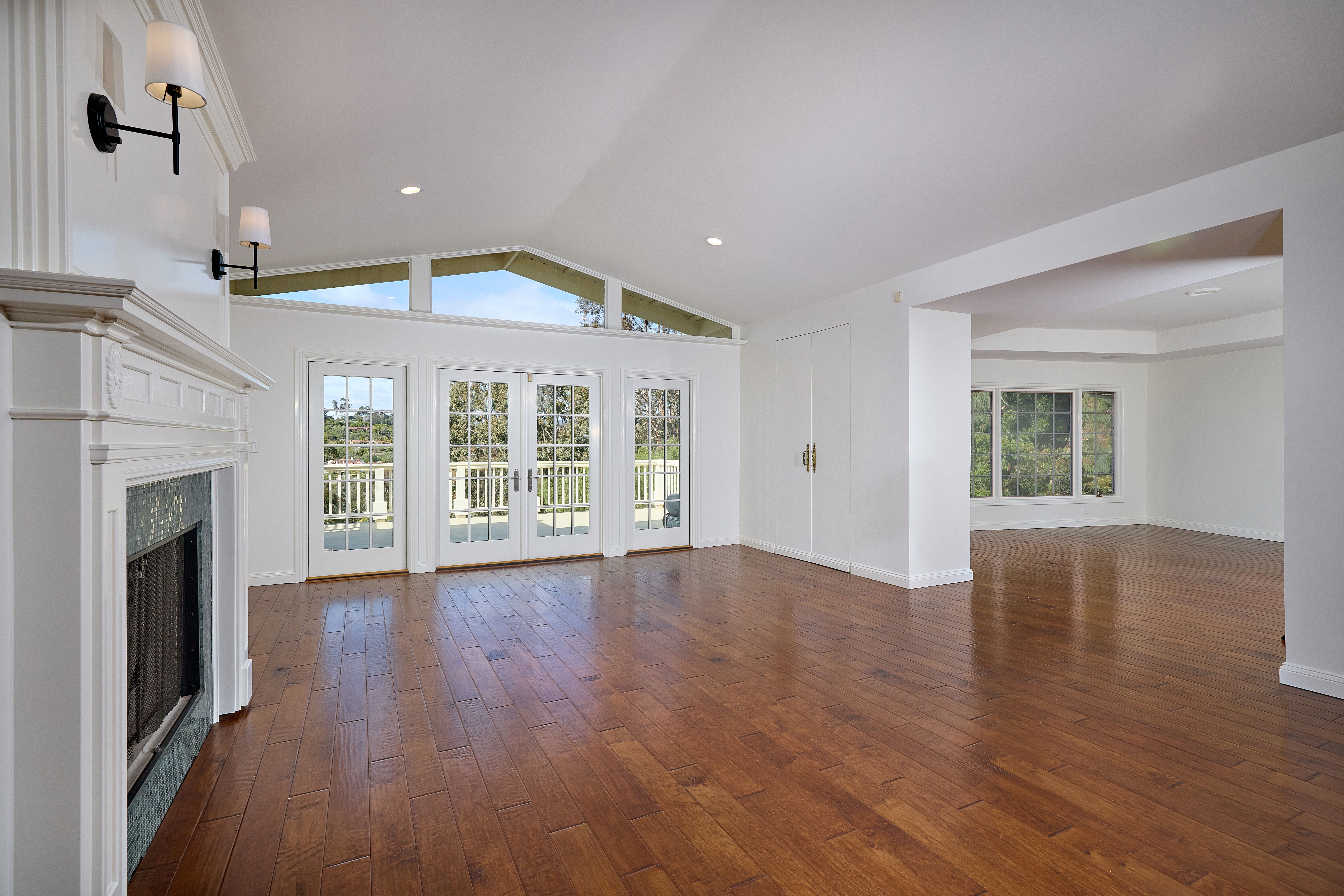 5762 Loma Verde Drive 