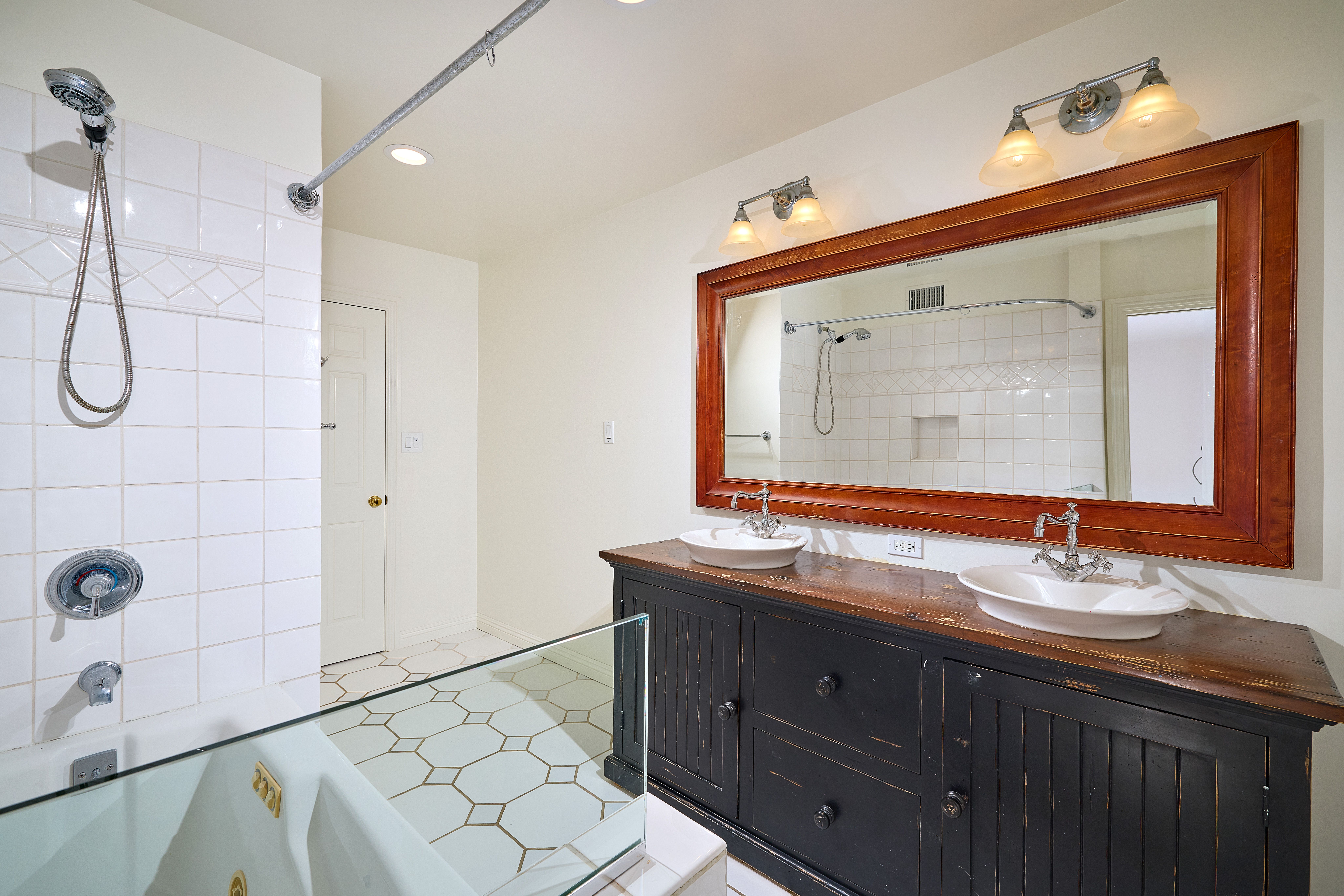 5762 Loma Verde Drive 