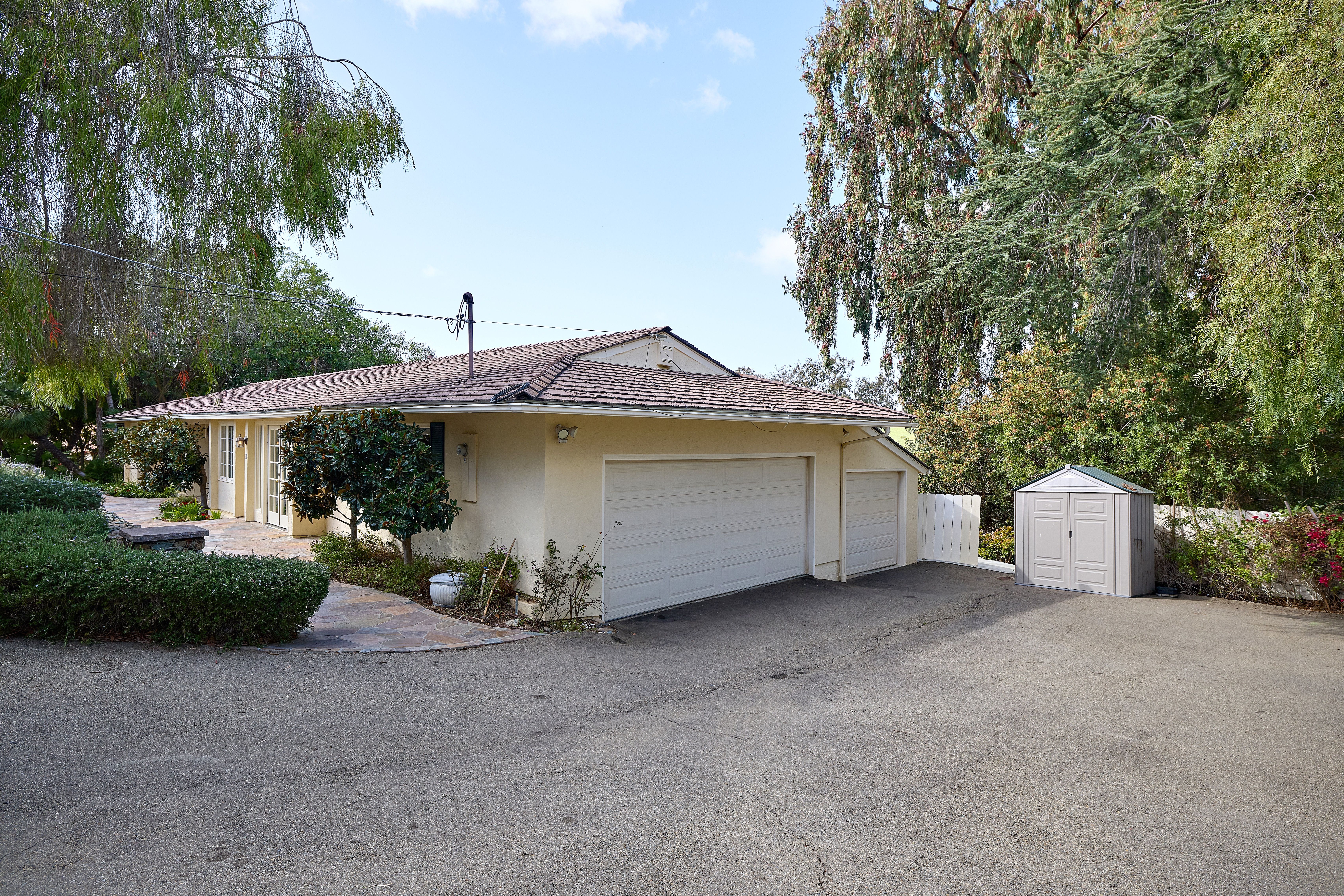 5762 Loma Verde Drive 