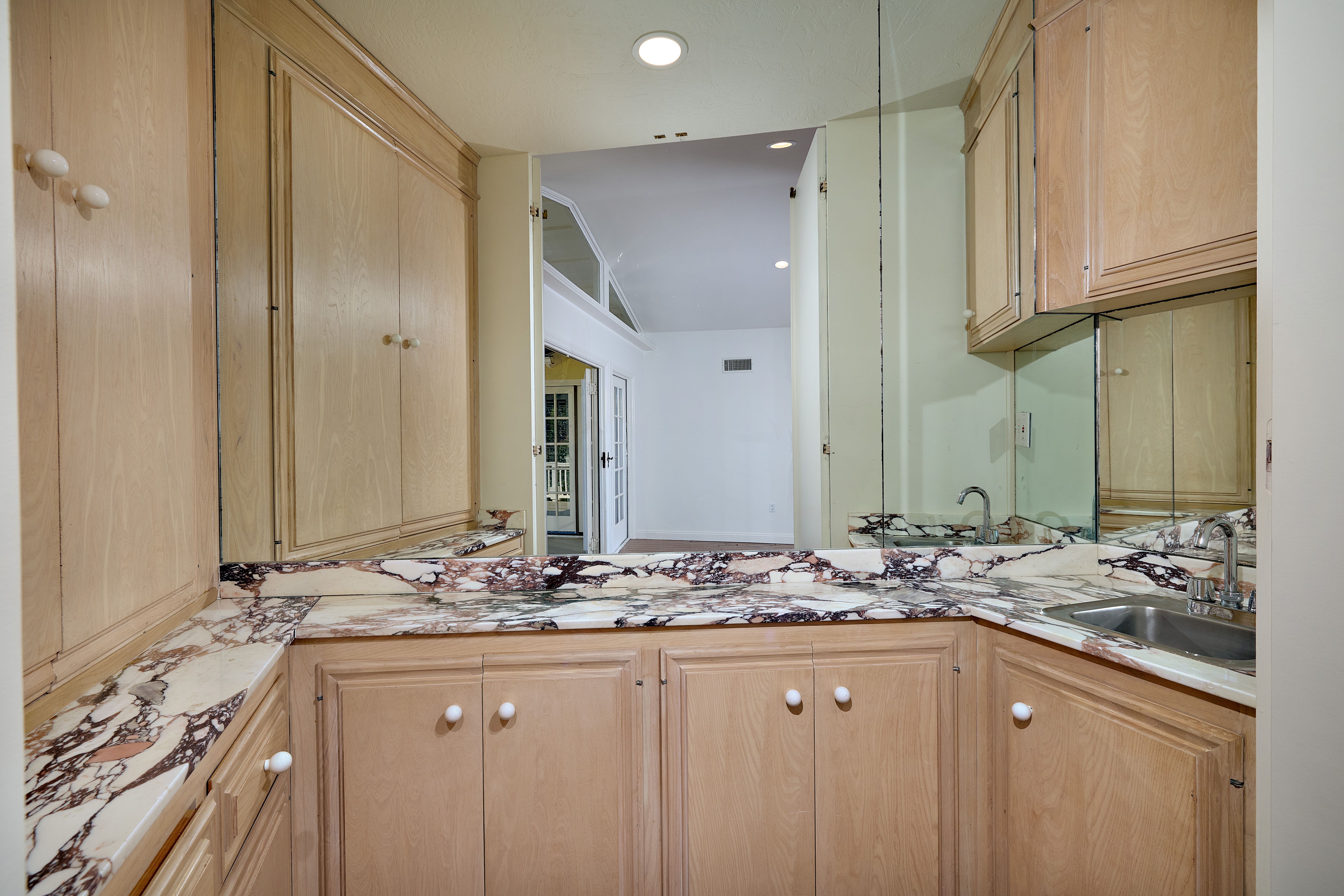 5762 Loma Verde Drive 