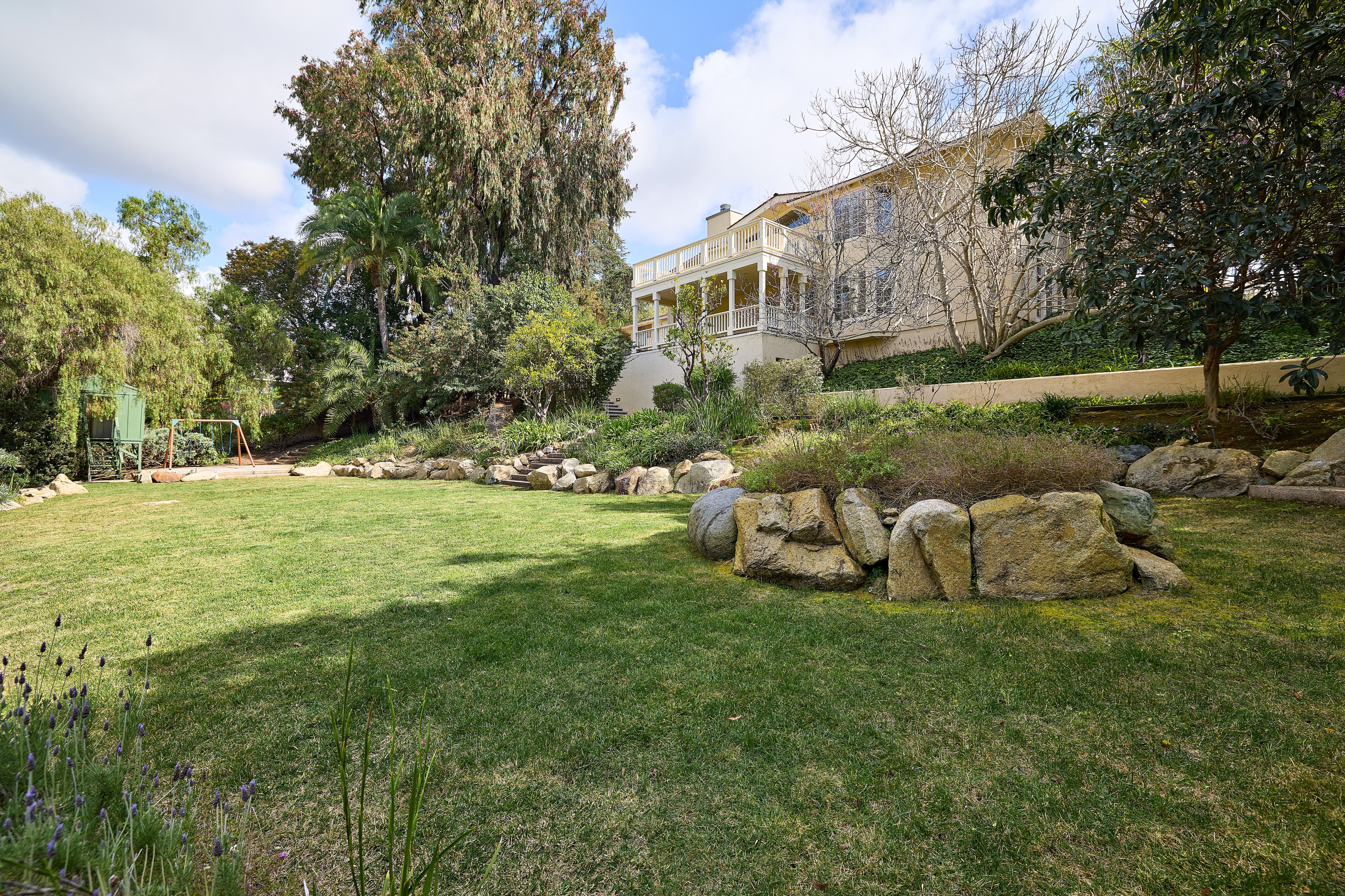 5762 Loma Verde Drive 