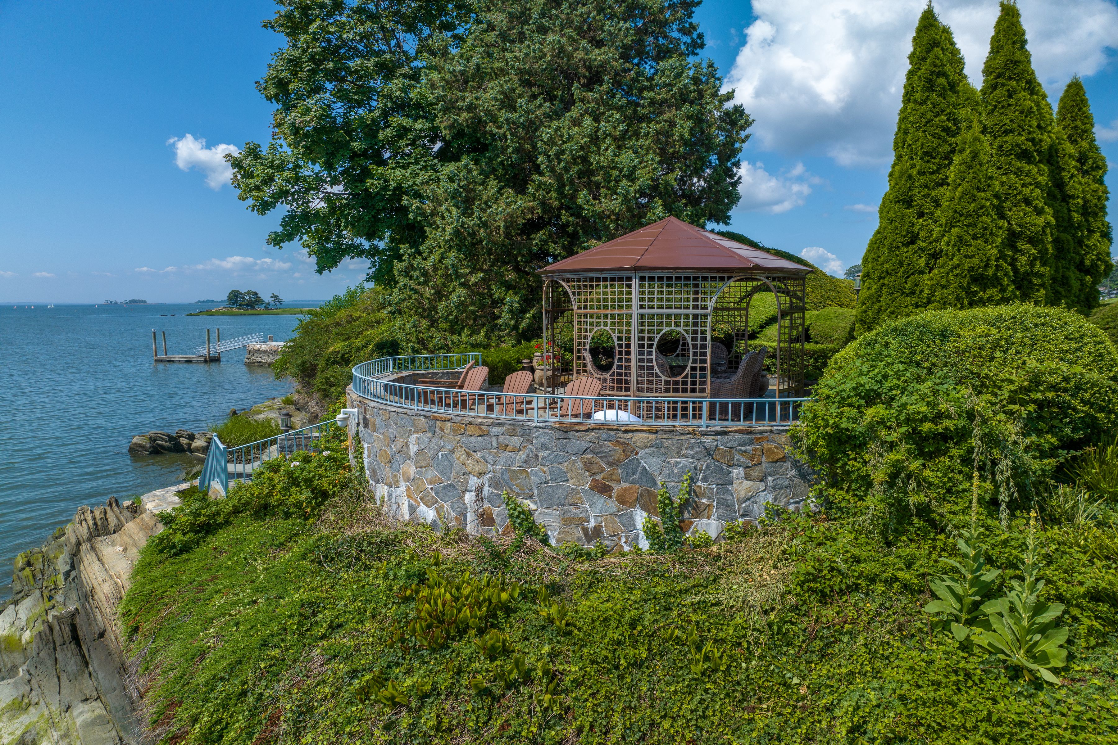 Riverside, CT