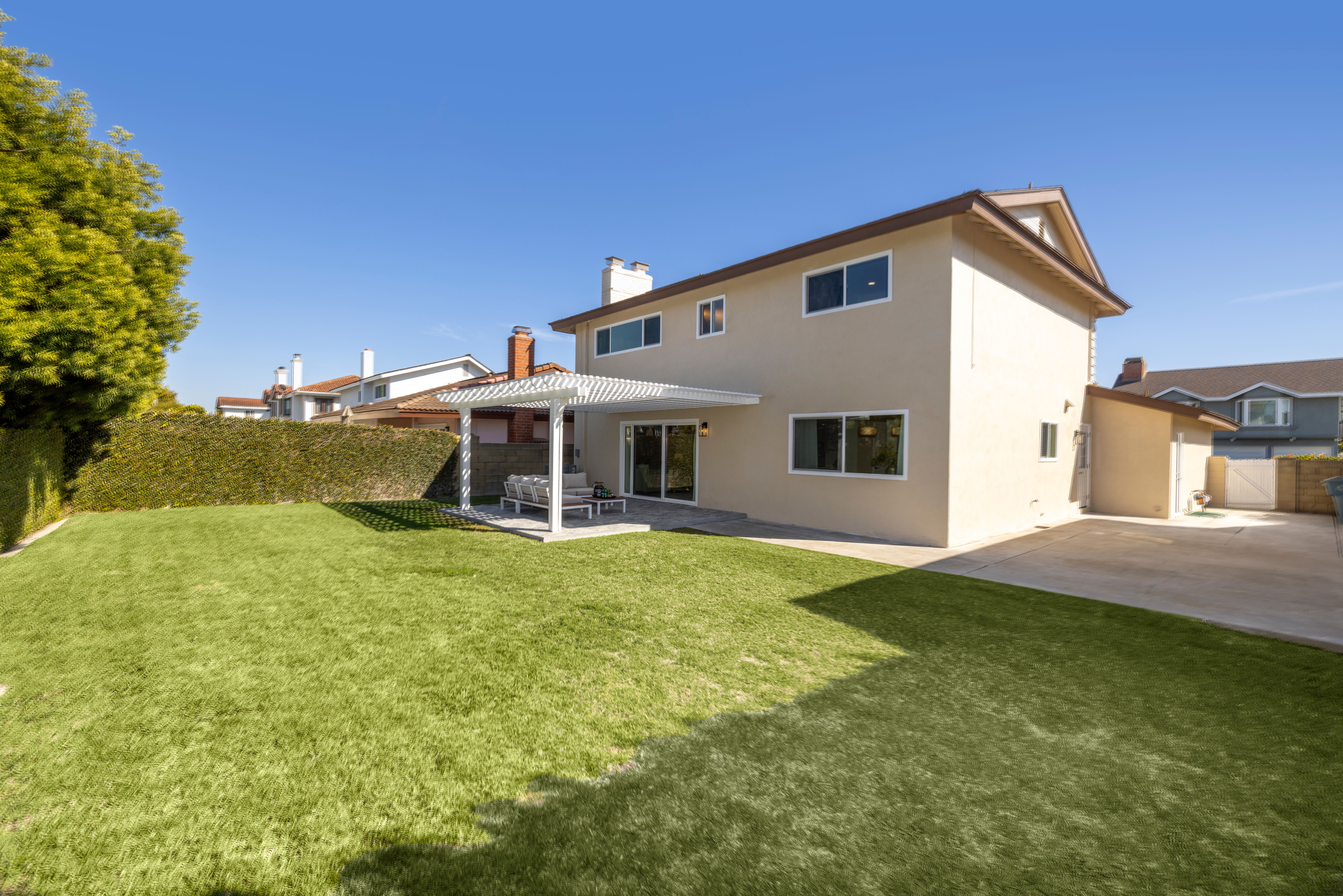4801 Hazelnut Avenue 