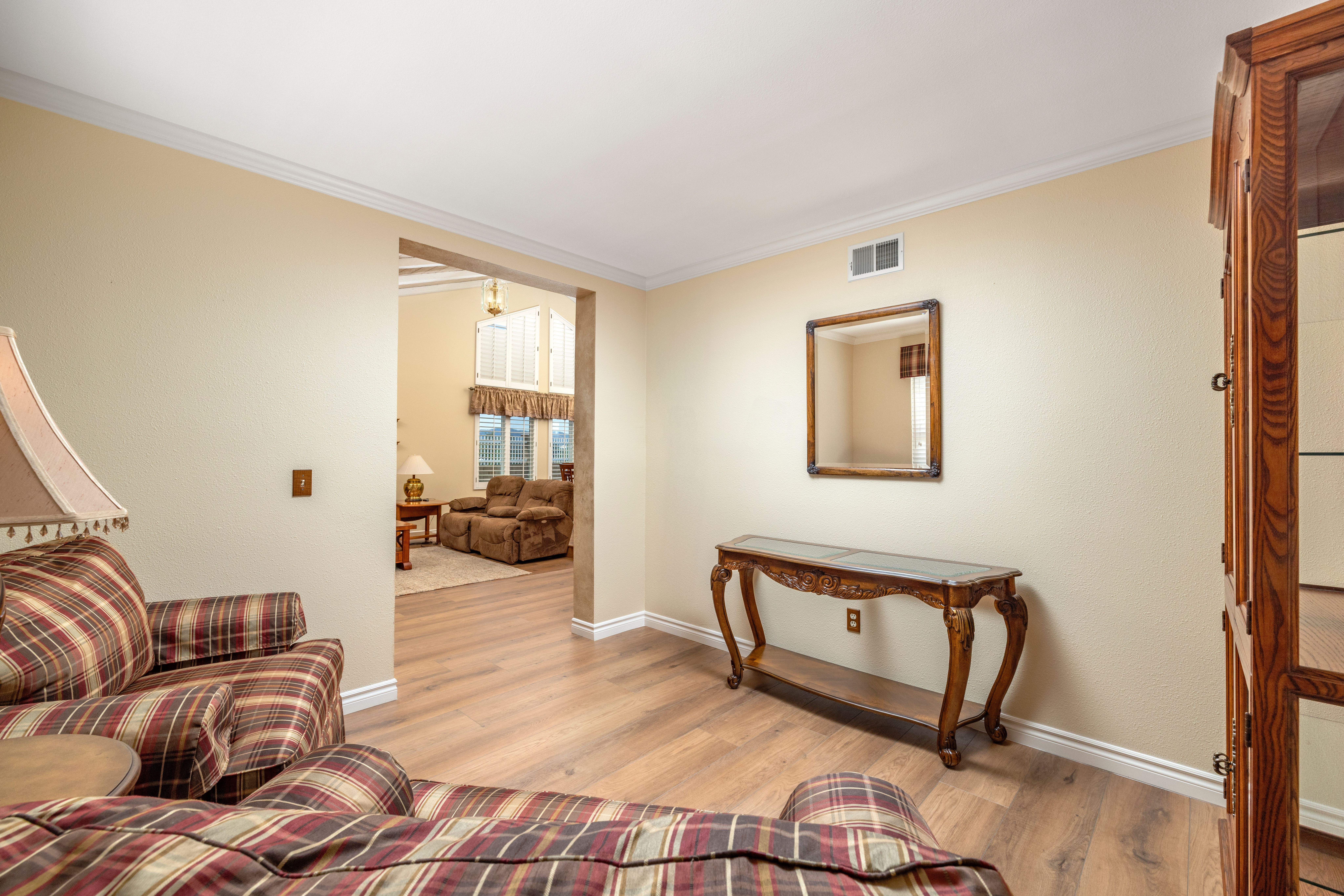 5595 Avenida Adobe 