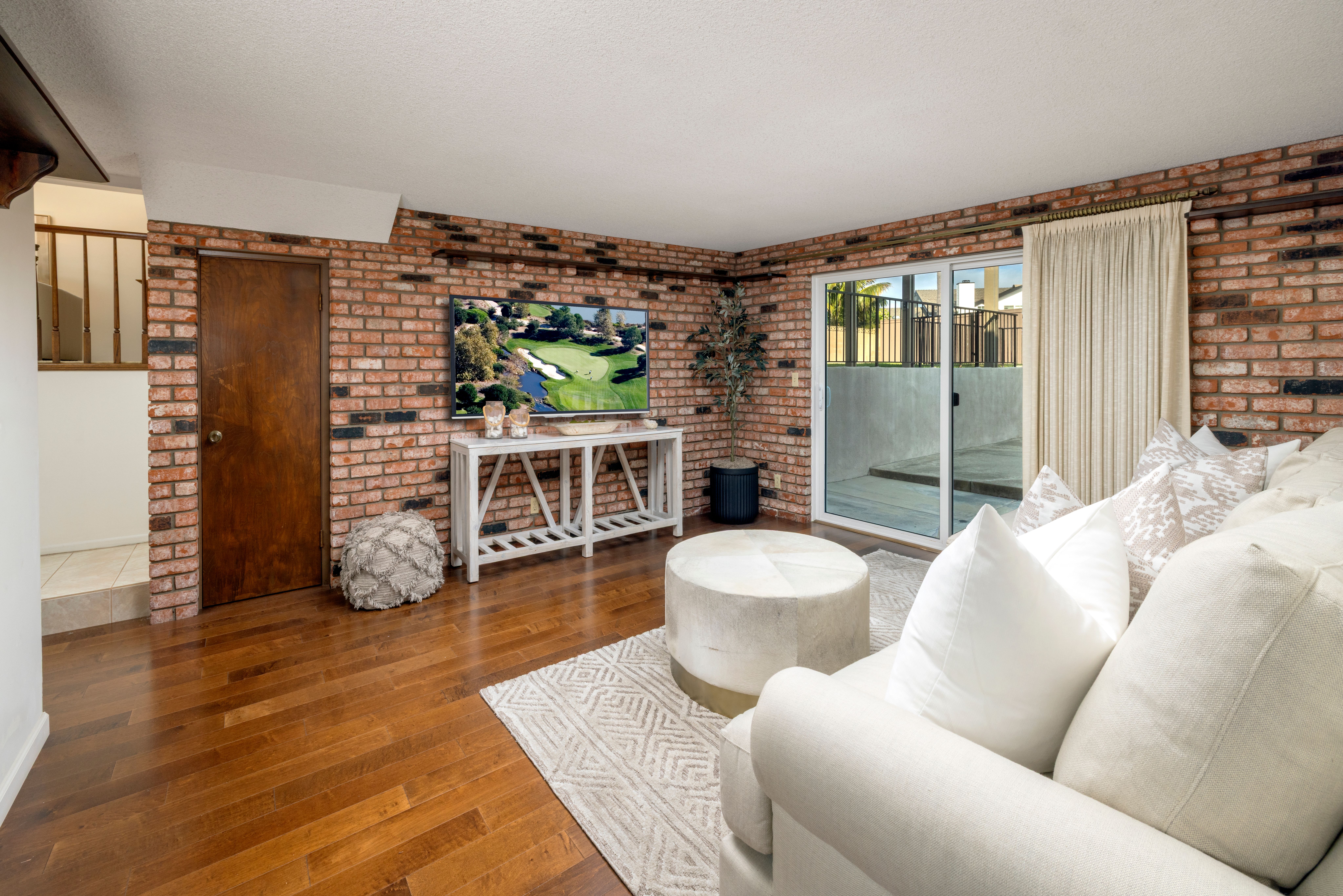 33142 Sea Lion Drive 