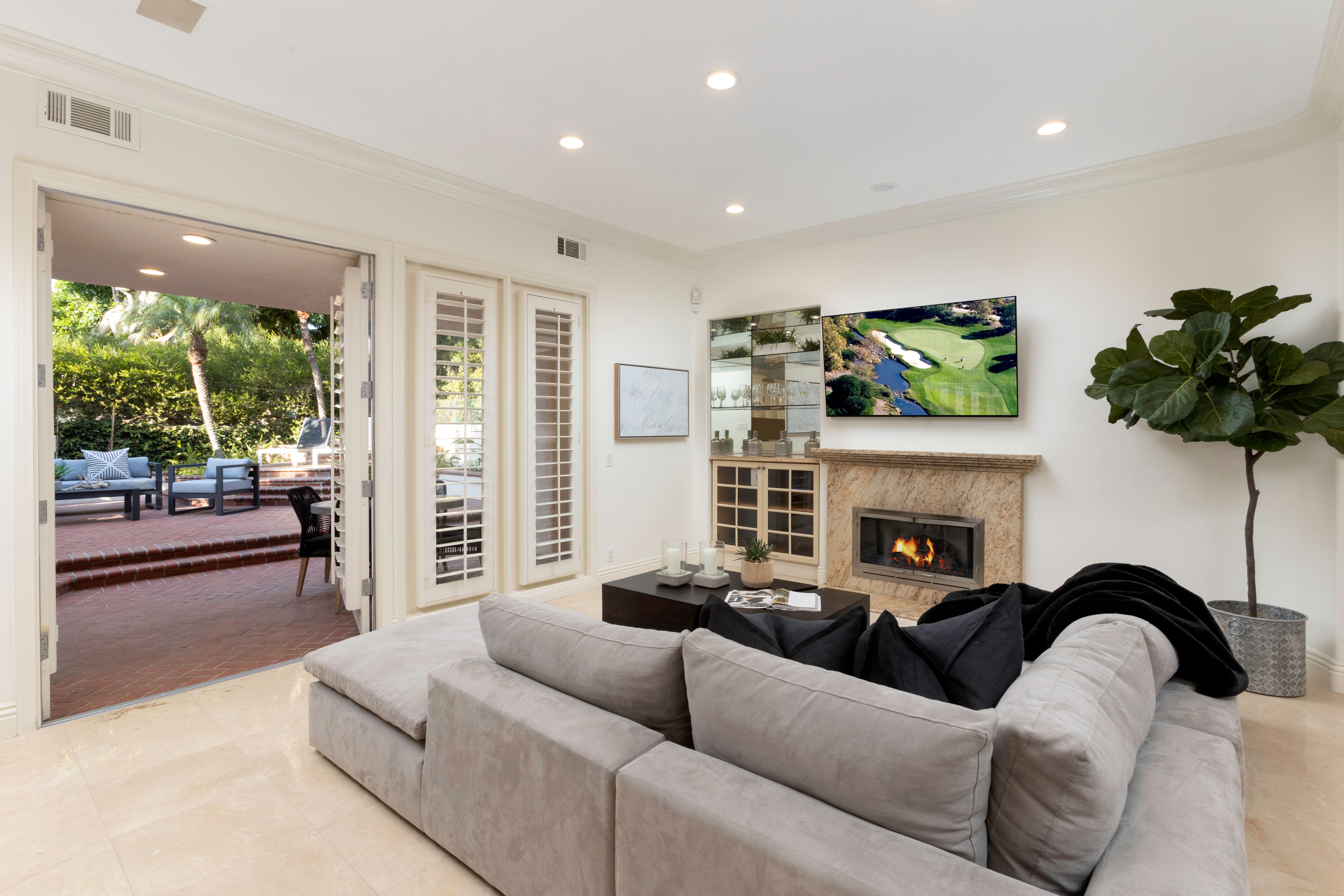 3171 Portofino Circle
