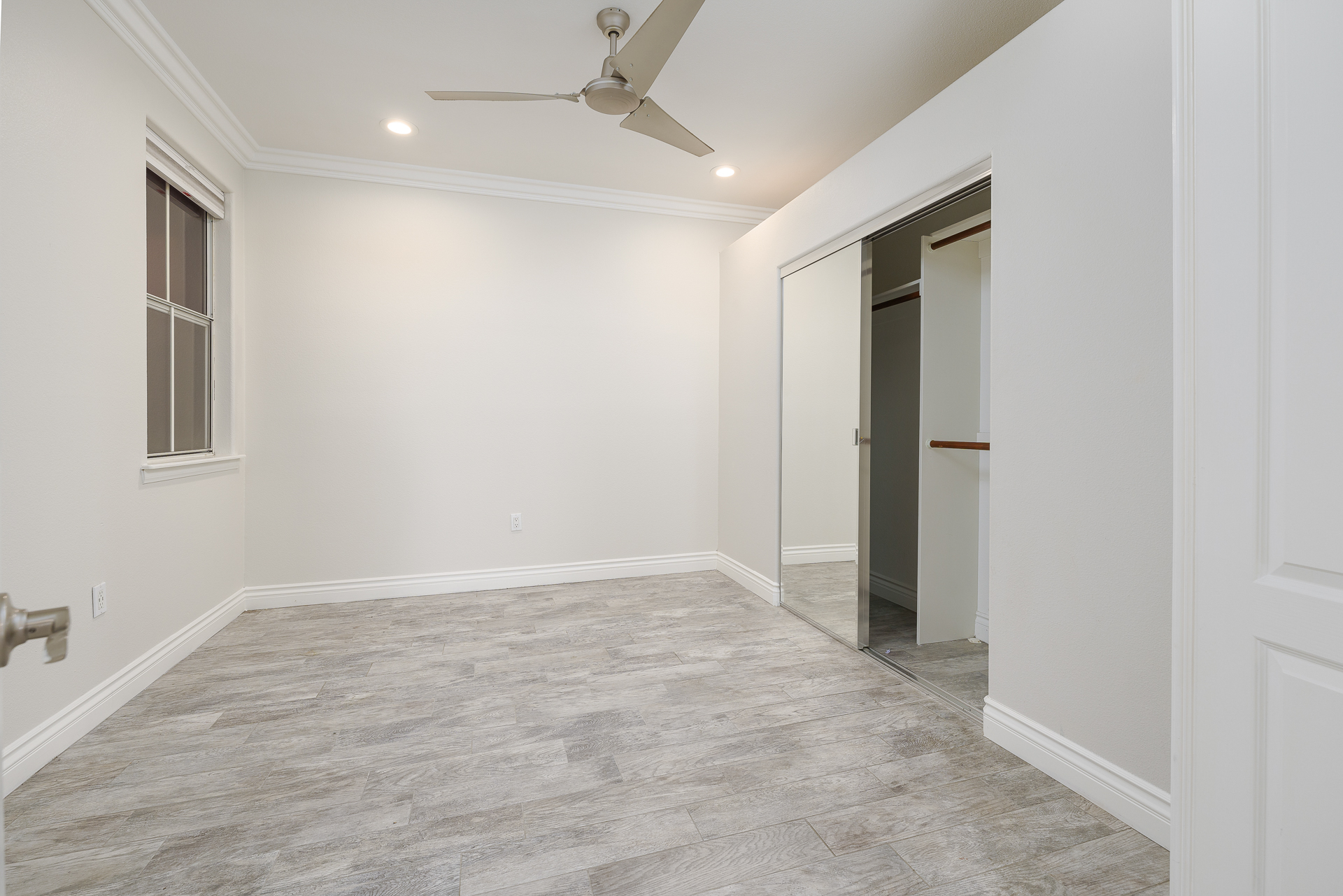 5142 Warner Avenue #107