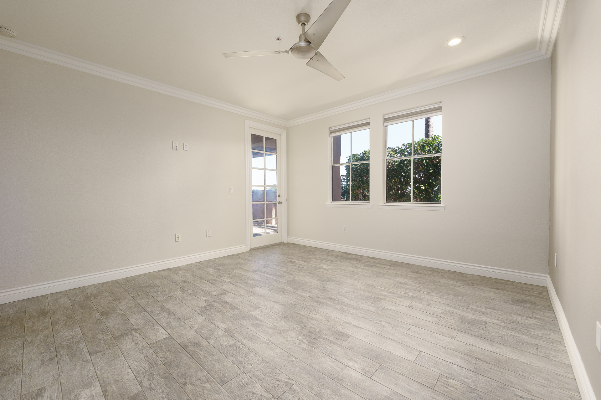 5142 Warner Avenue #107