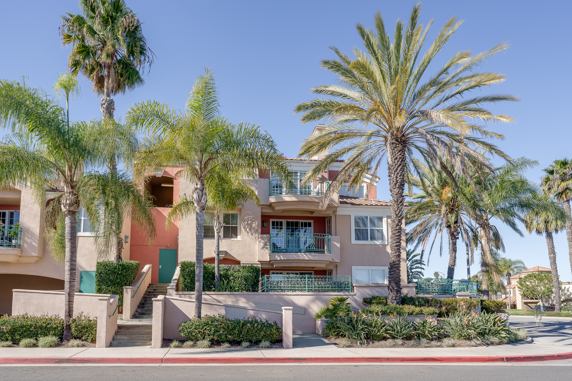 5142 Warner Avenue #107