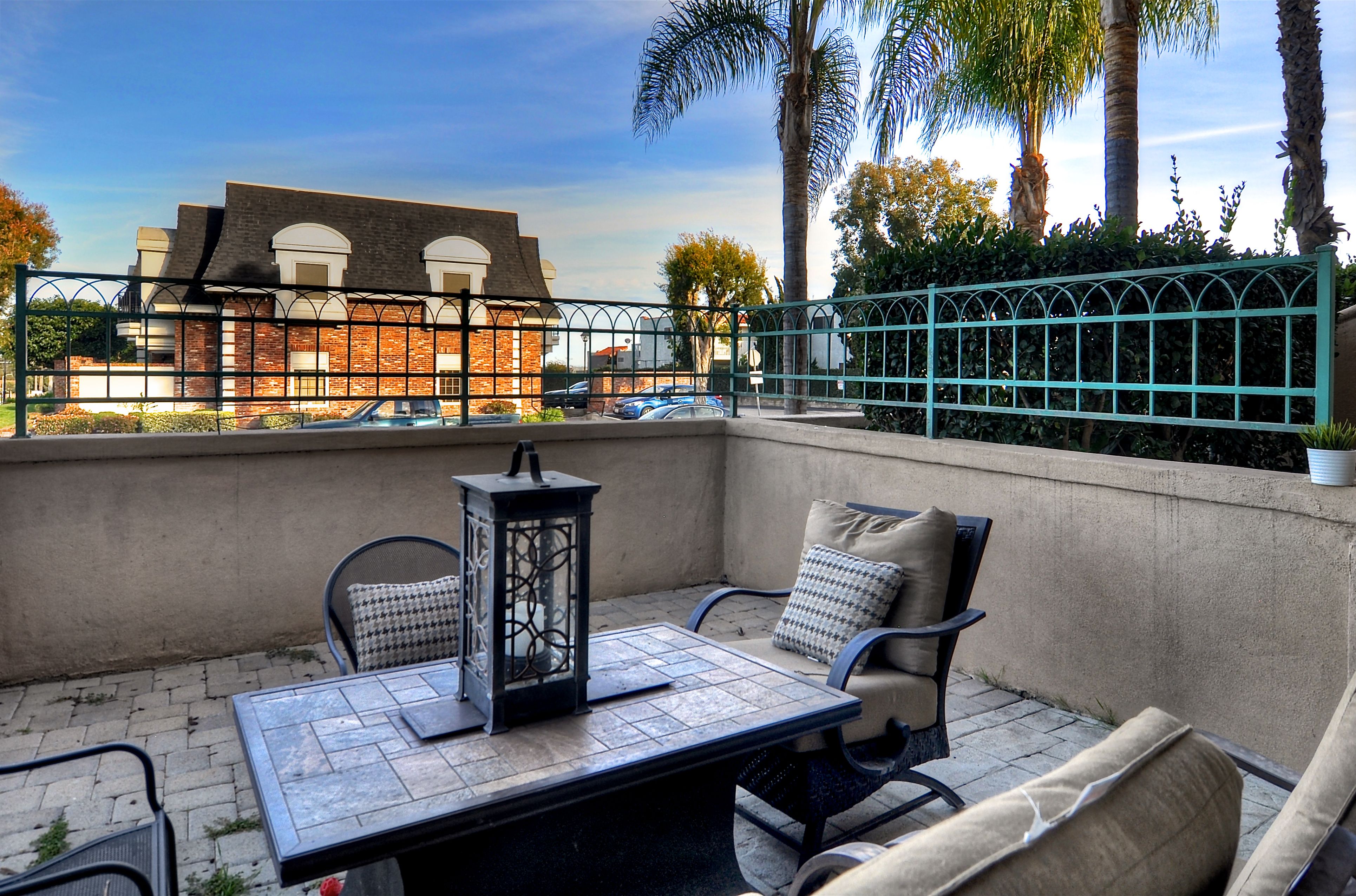 5142 Warner Avenue #107