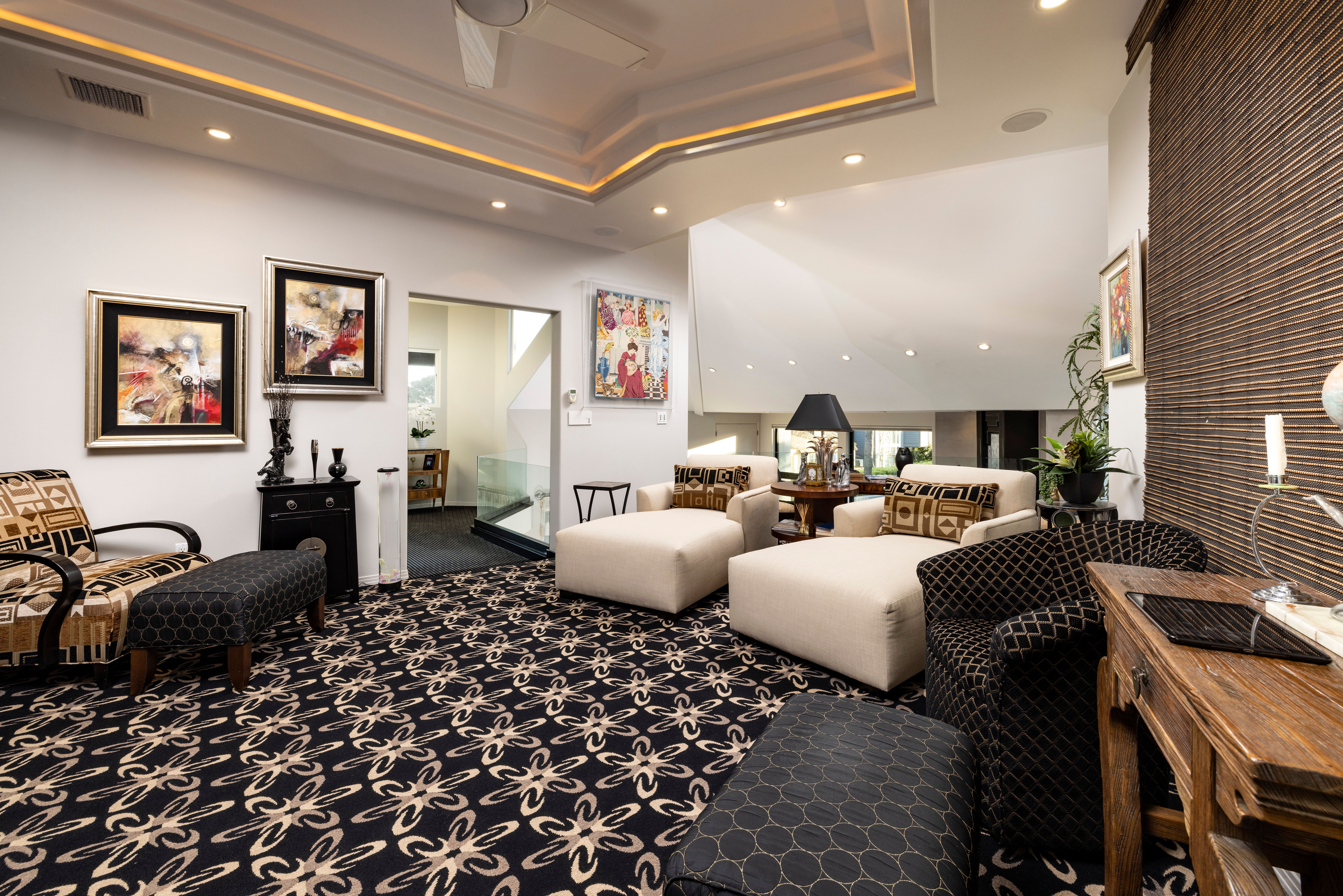 33 Giralda Walk