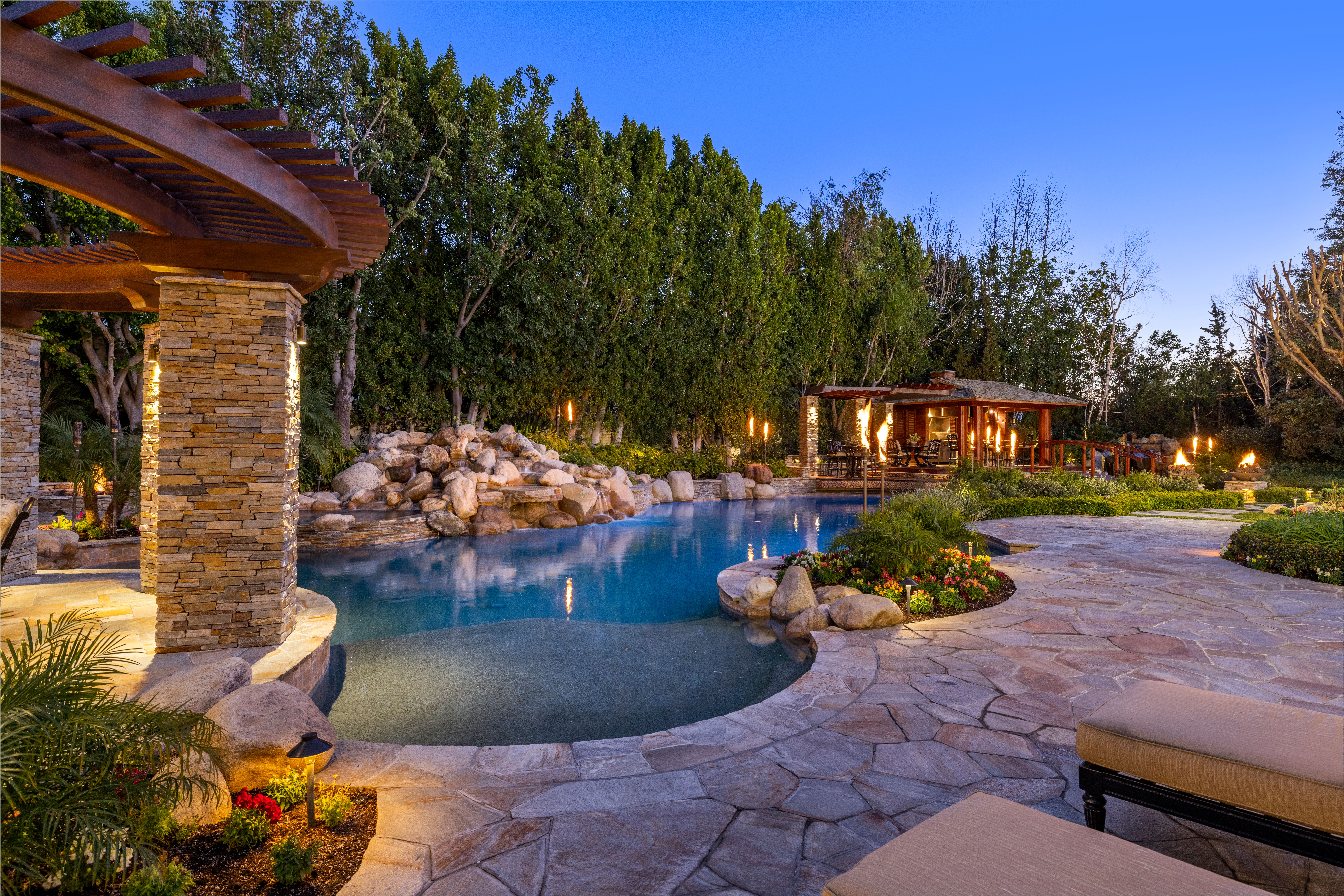 4080 Live Oak Lane