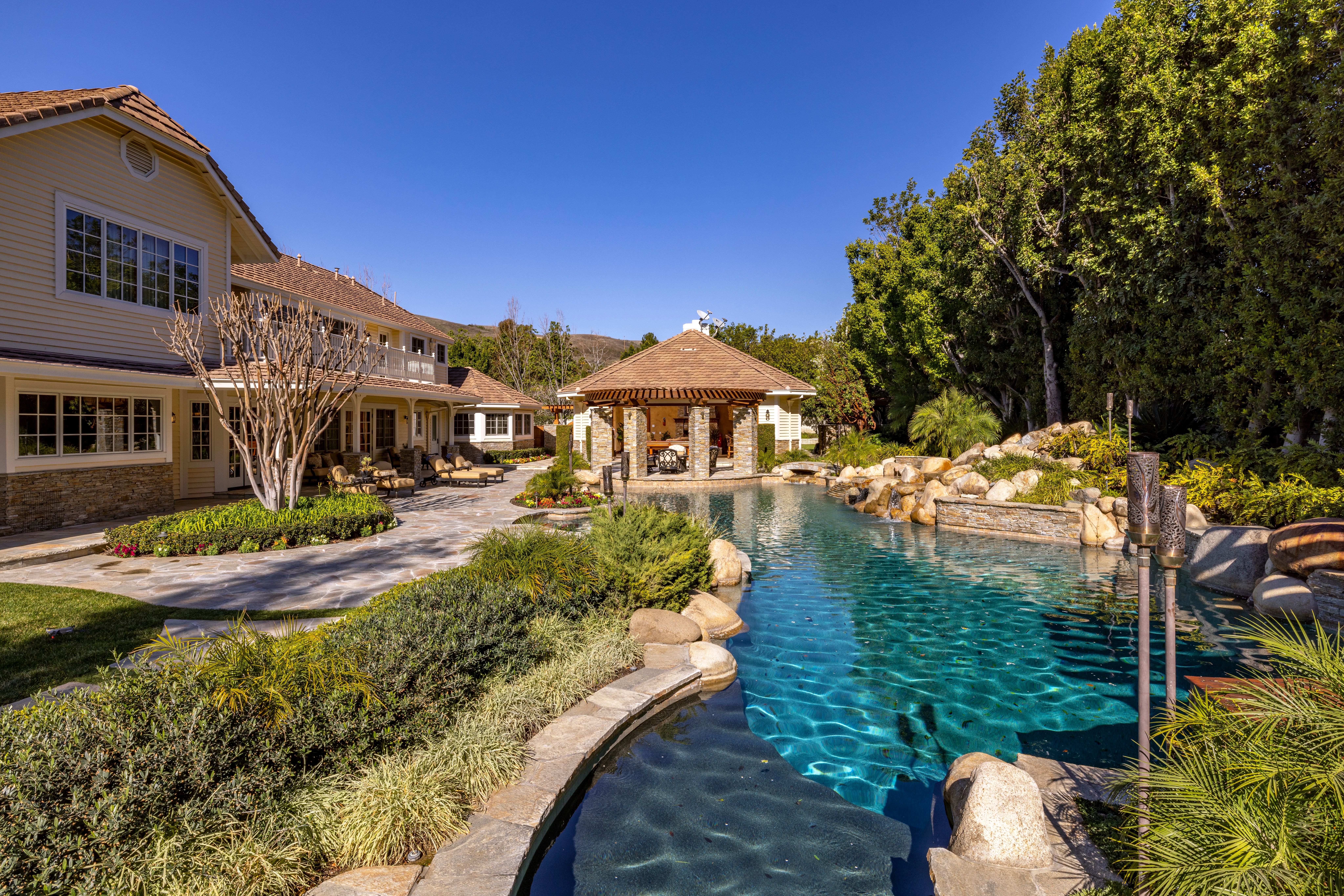 4080 Live Oak Lane