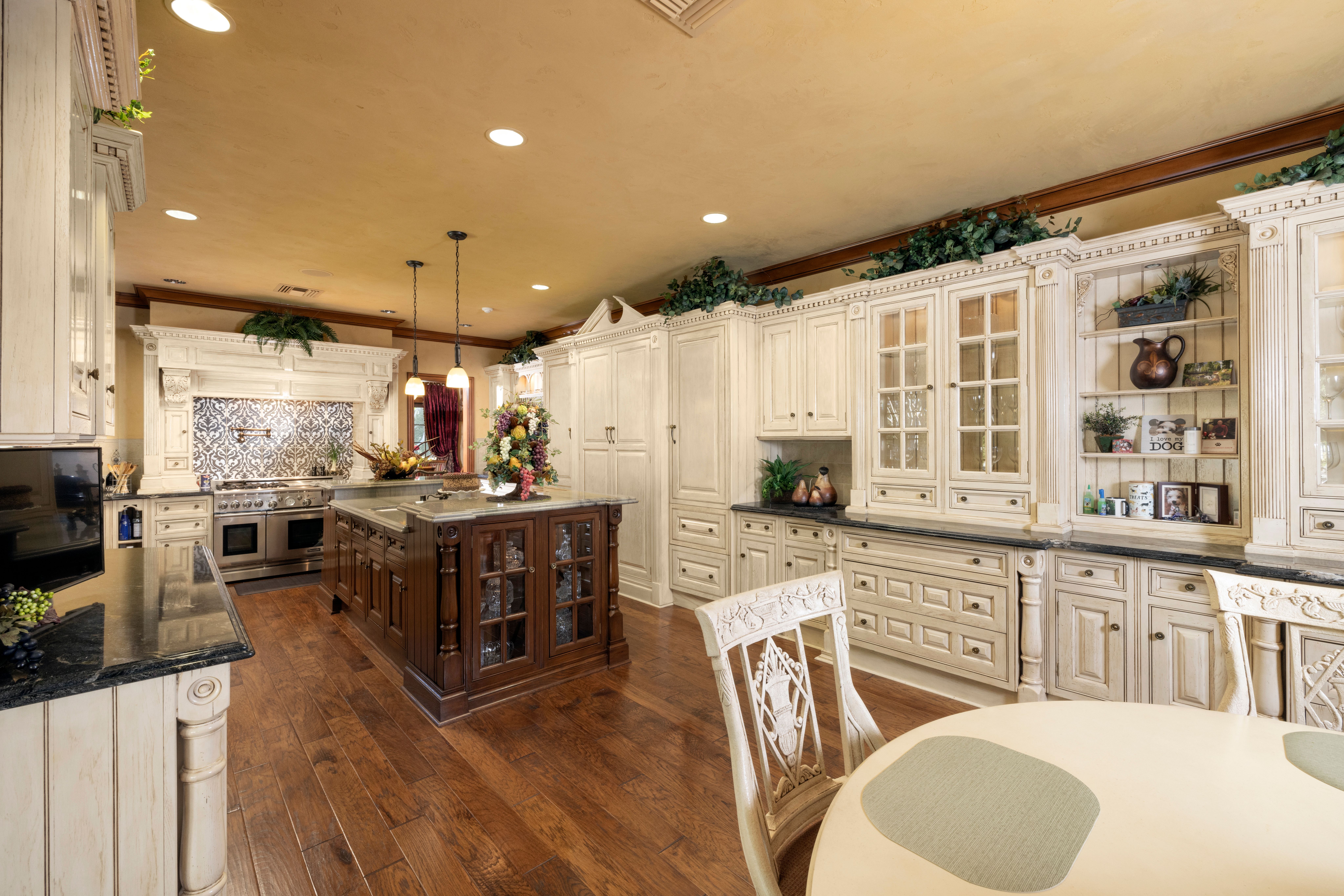 4080 Live Oak Lane