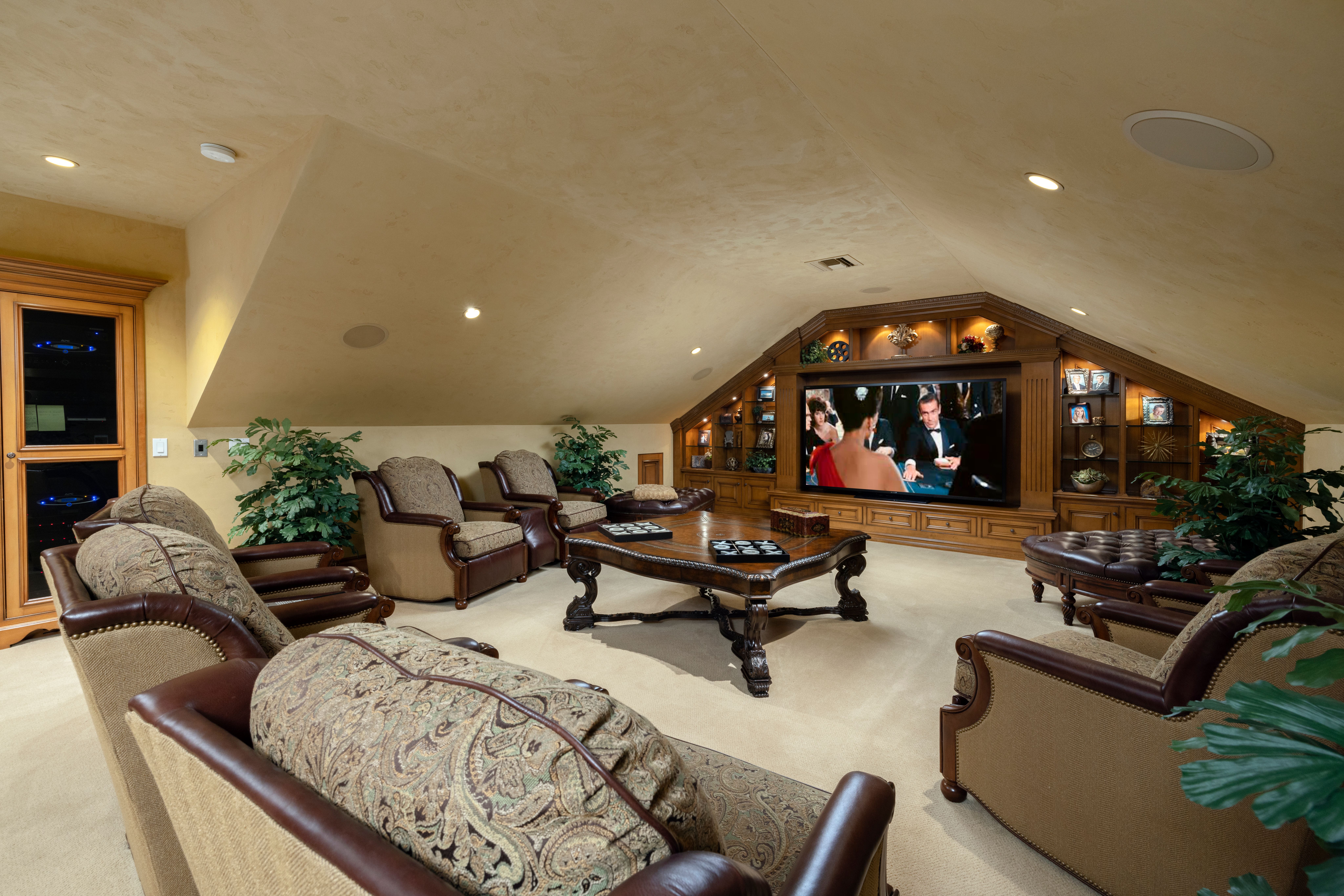 4080 Live Oak Lane