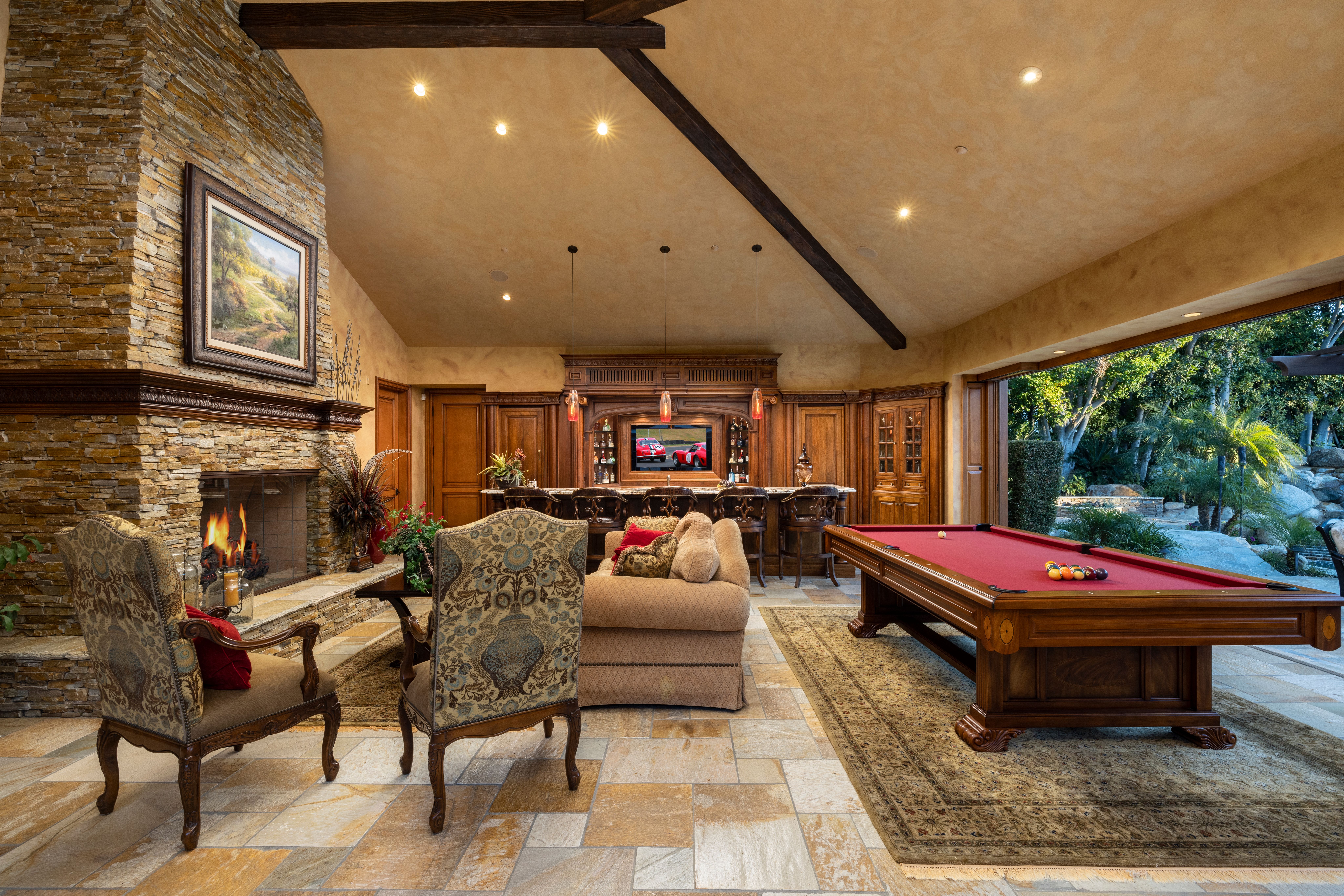 4080 Live Oak Lane