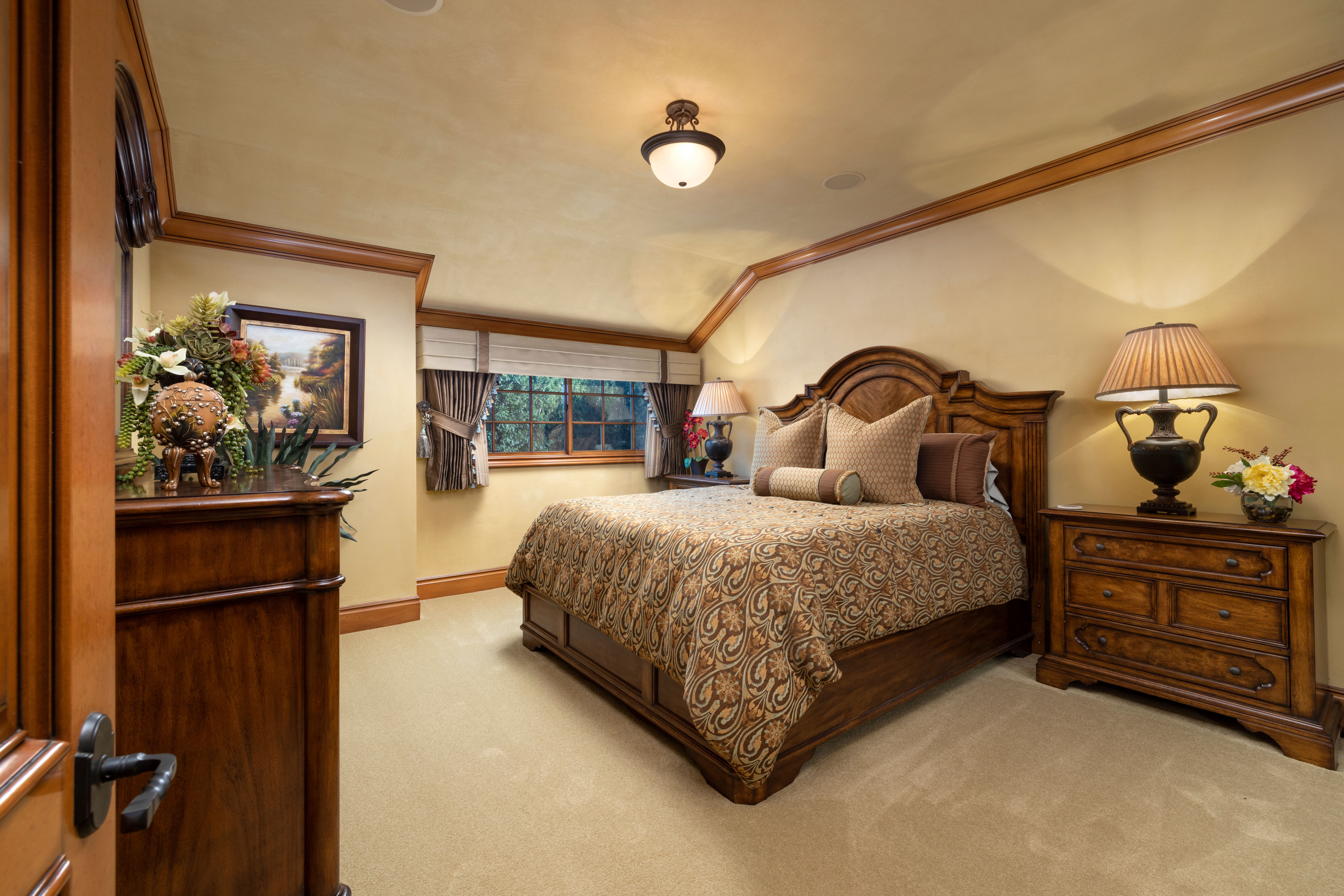 4080 Live Oak Lane