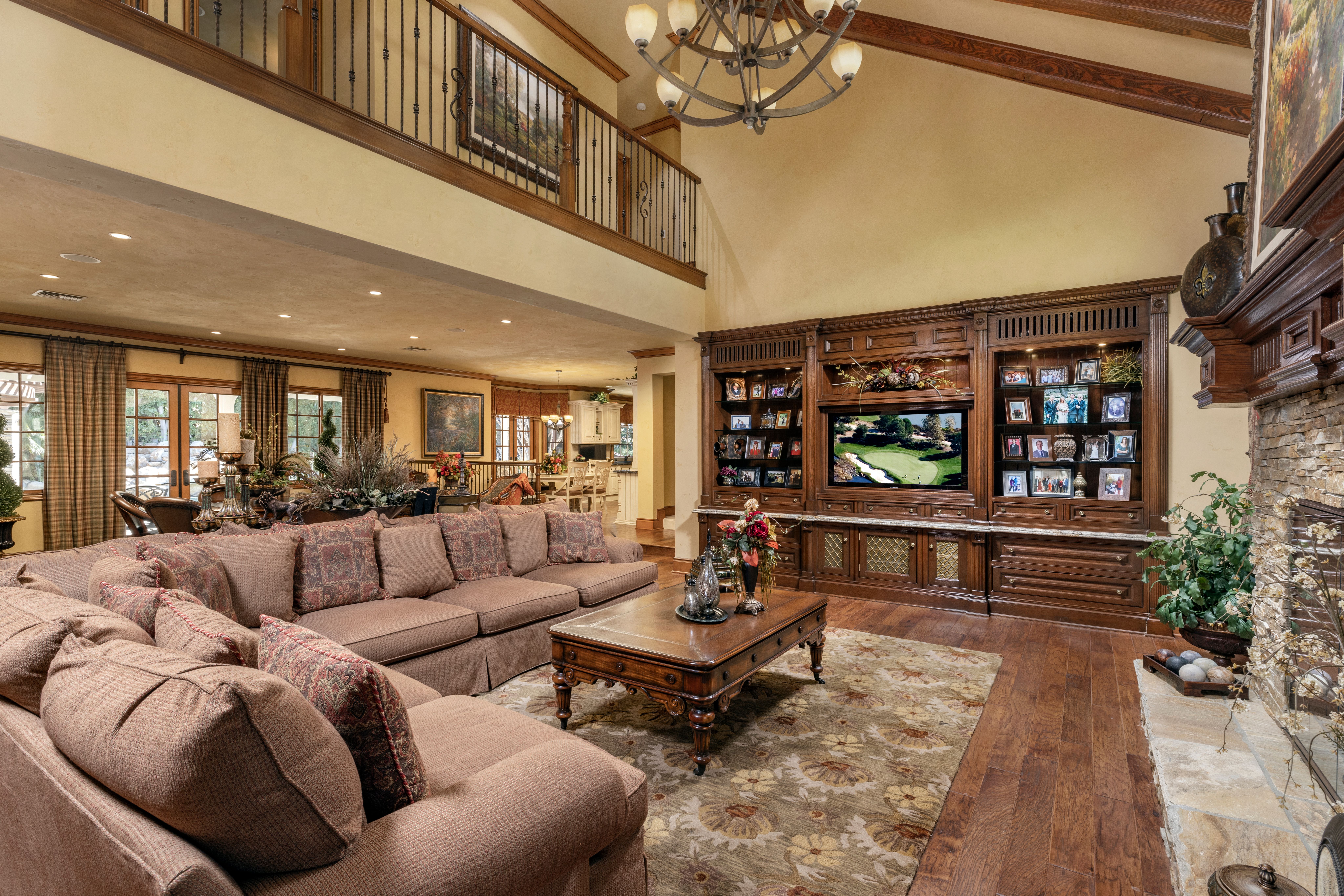 4080 Live Oak Lane