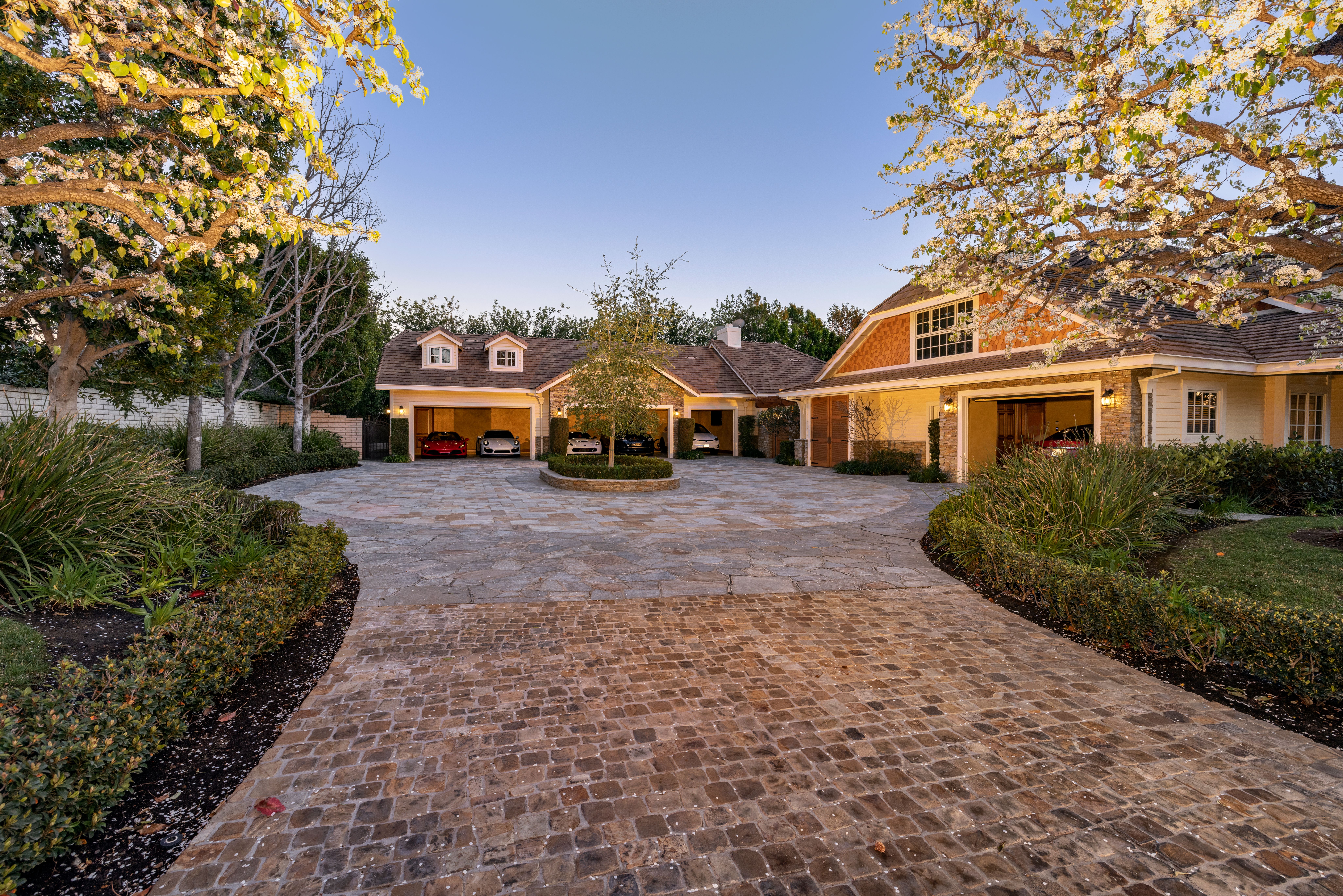 4080 Live Oak Lane