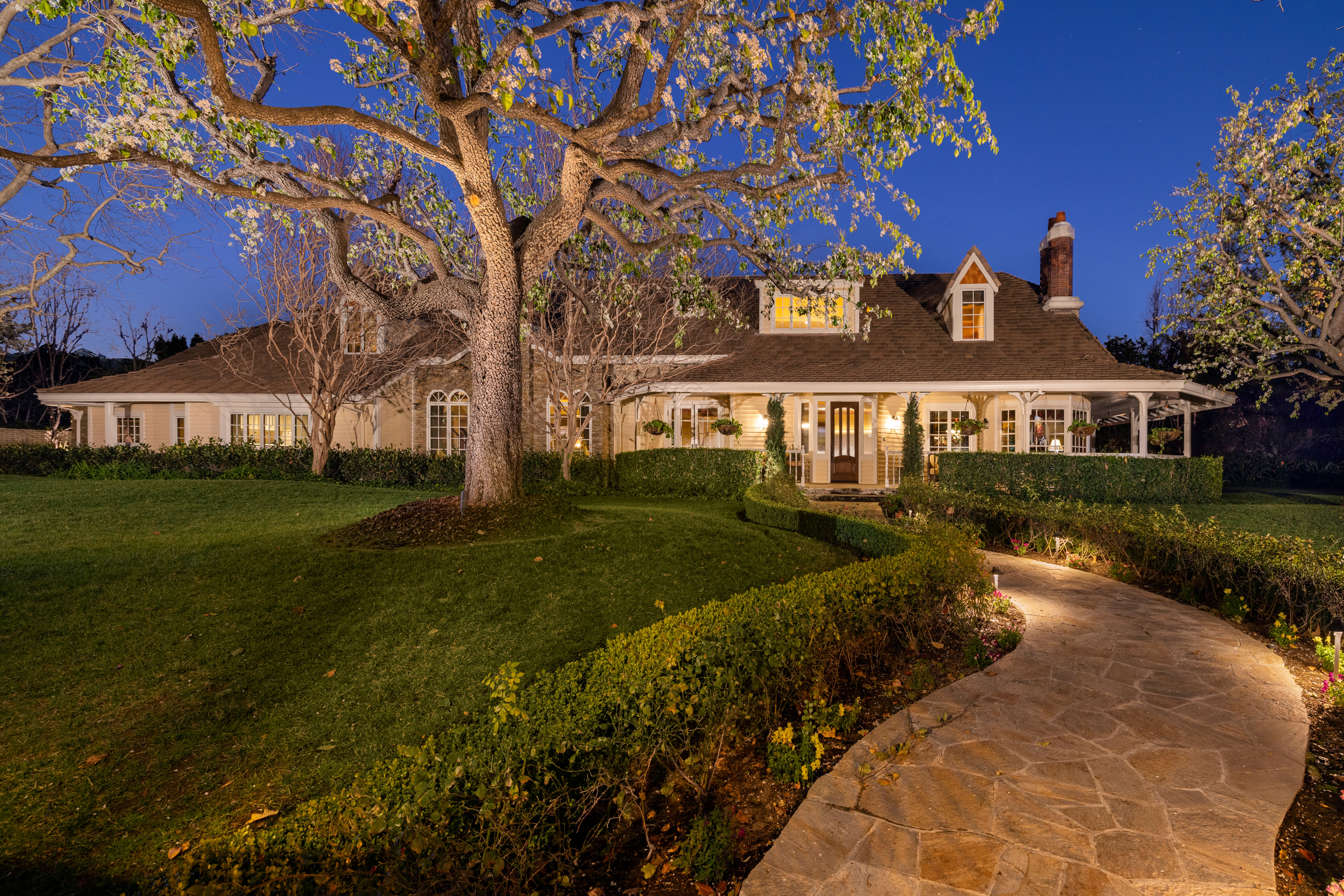 4080 Live Oak Lane