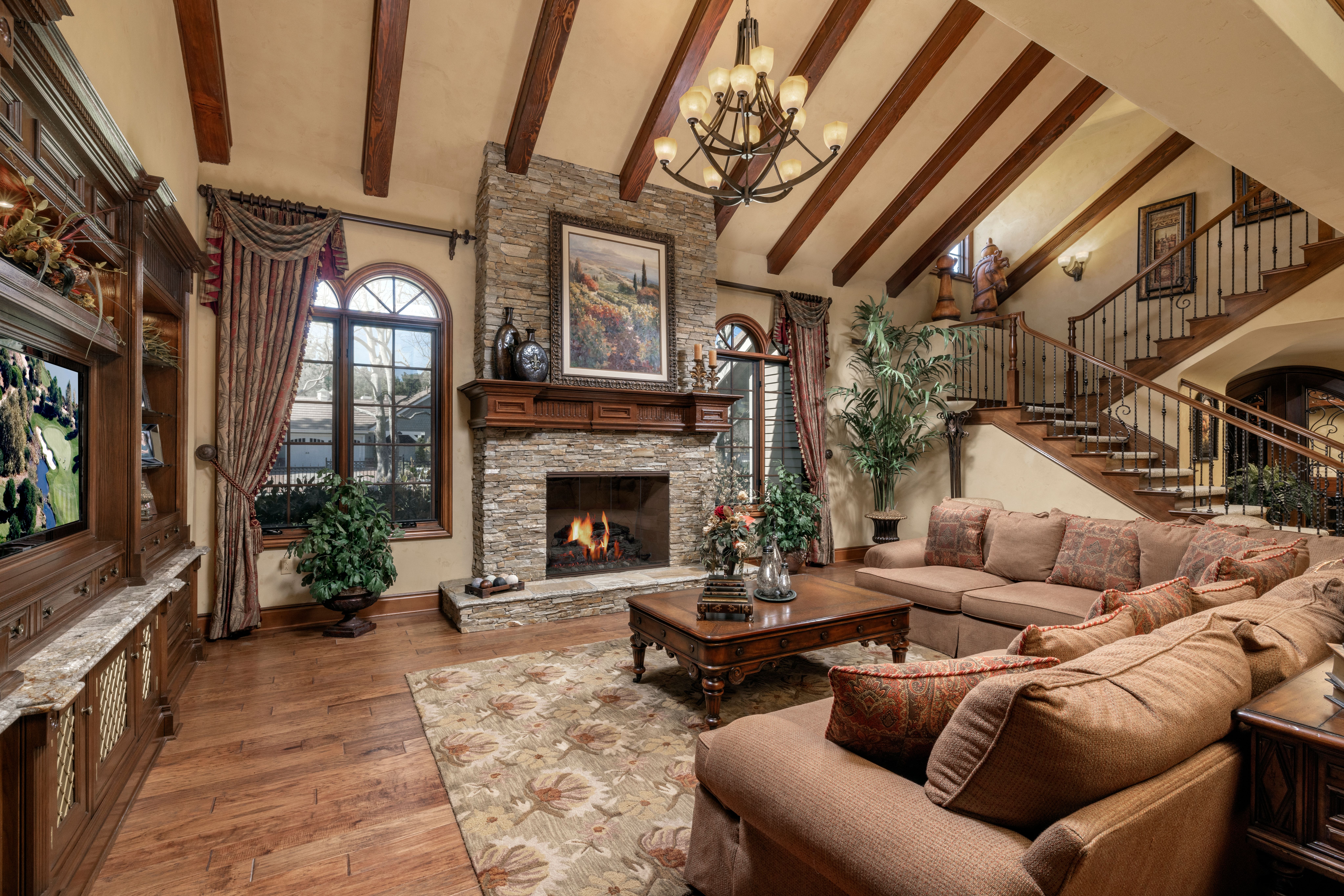 4080 Live Oak Lane