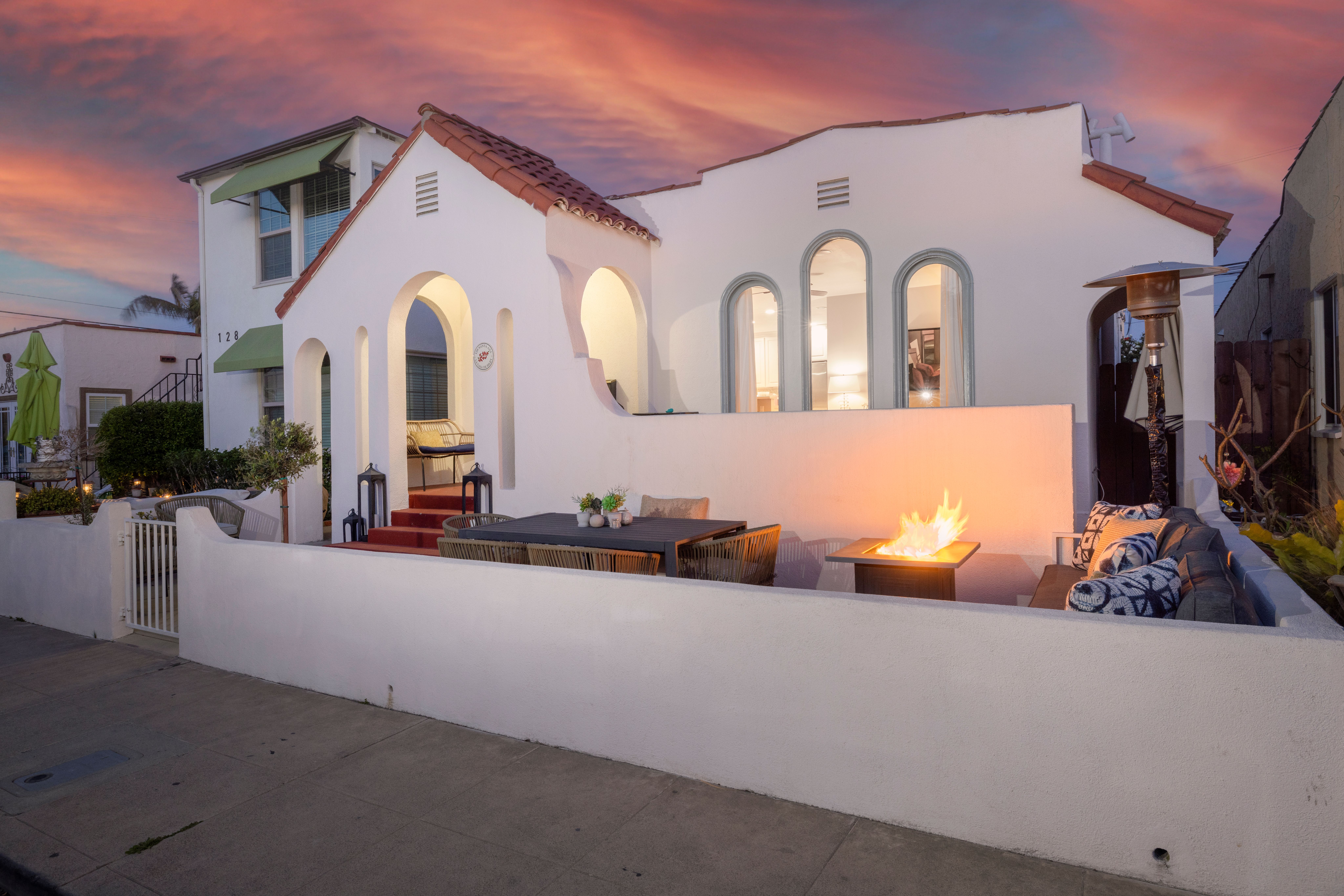 126 Santa Ana Avenue
