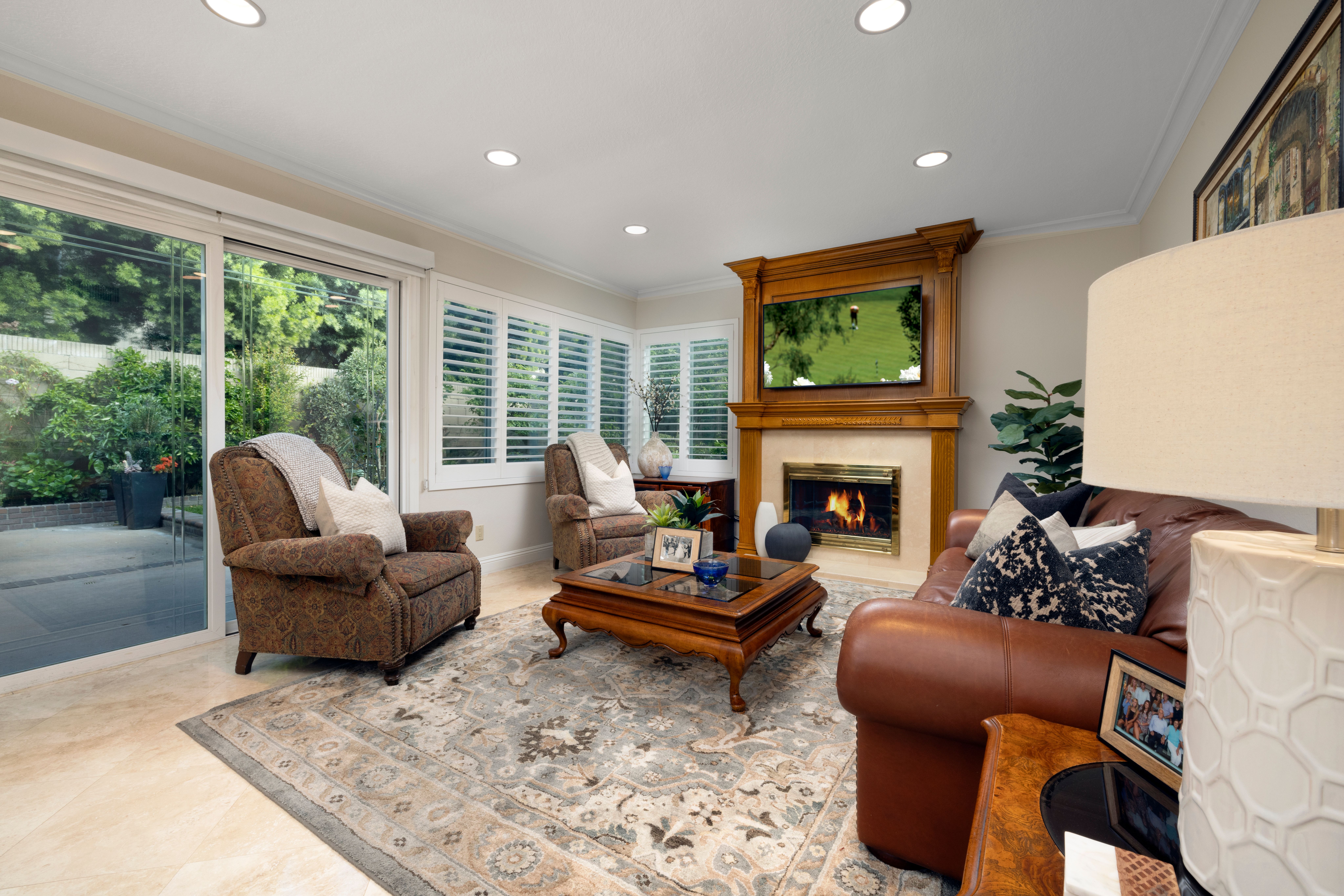 7952 Collins Lane