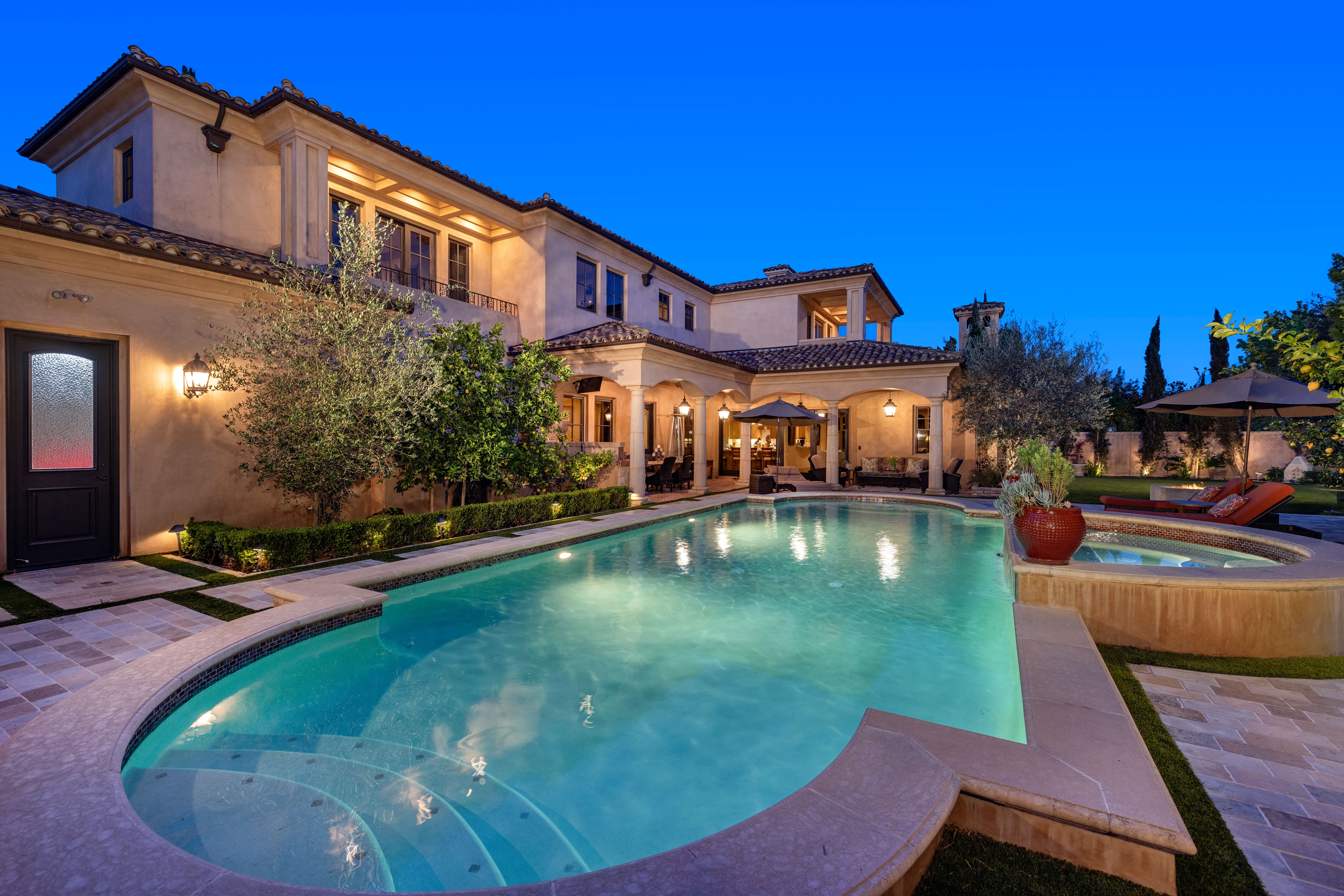4 Poppy Hills Road