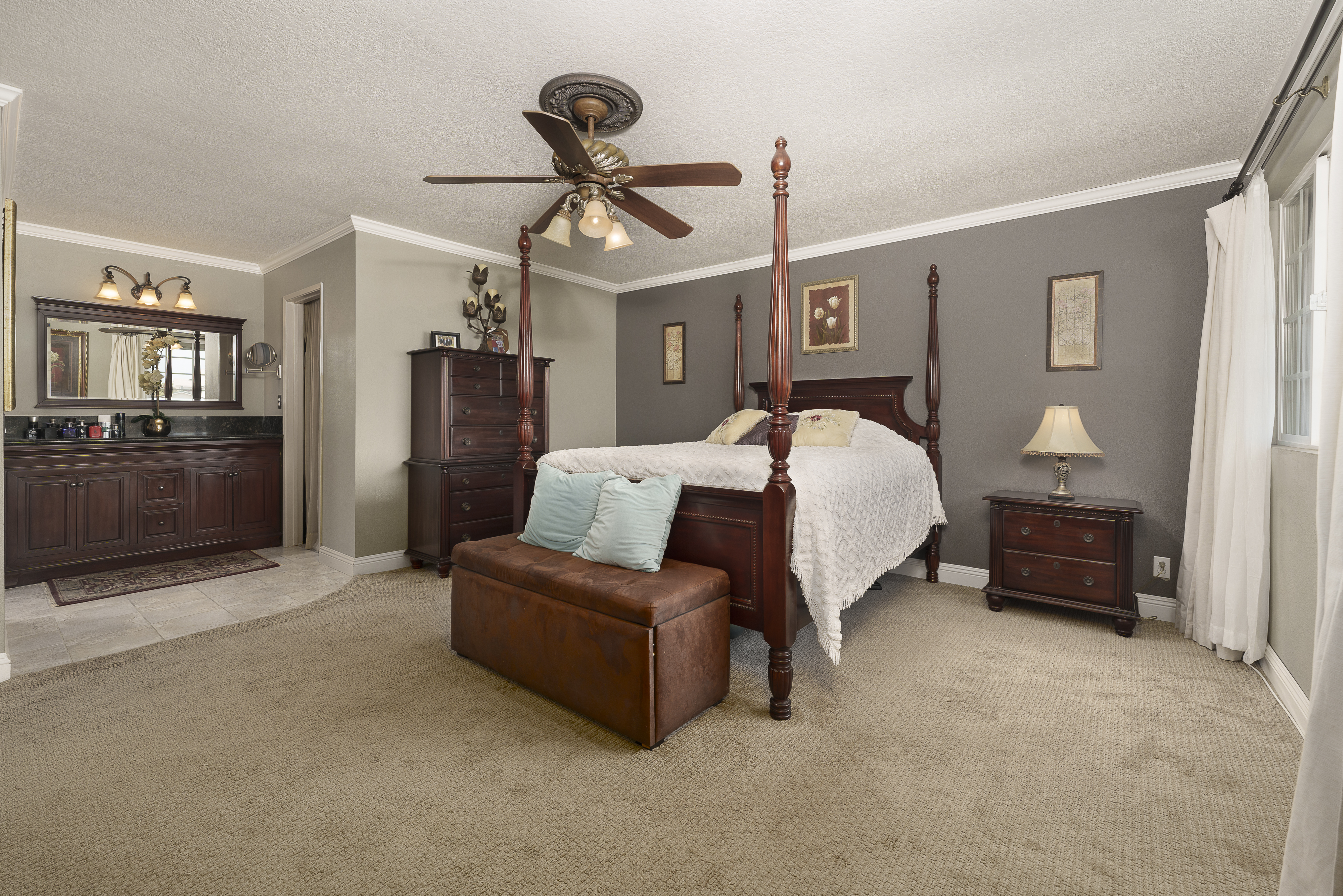 18022 Lakepoint Lane
