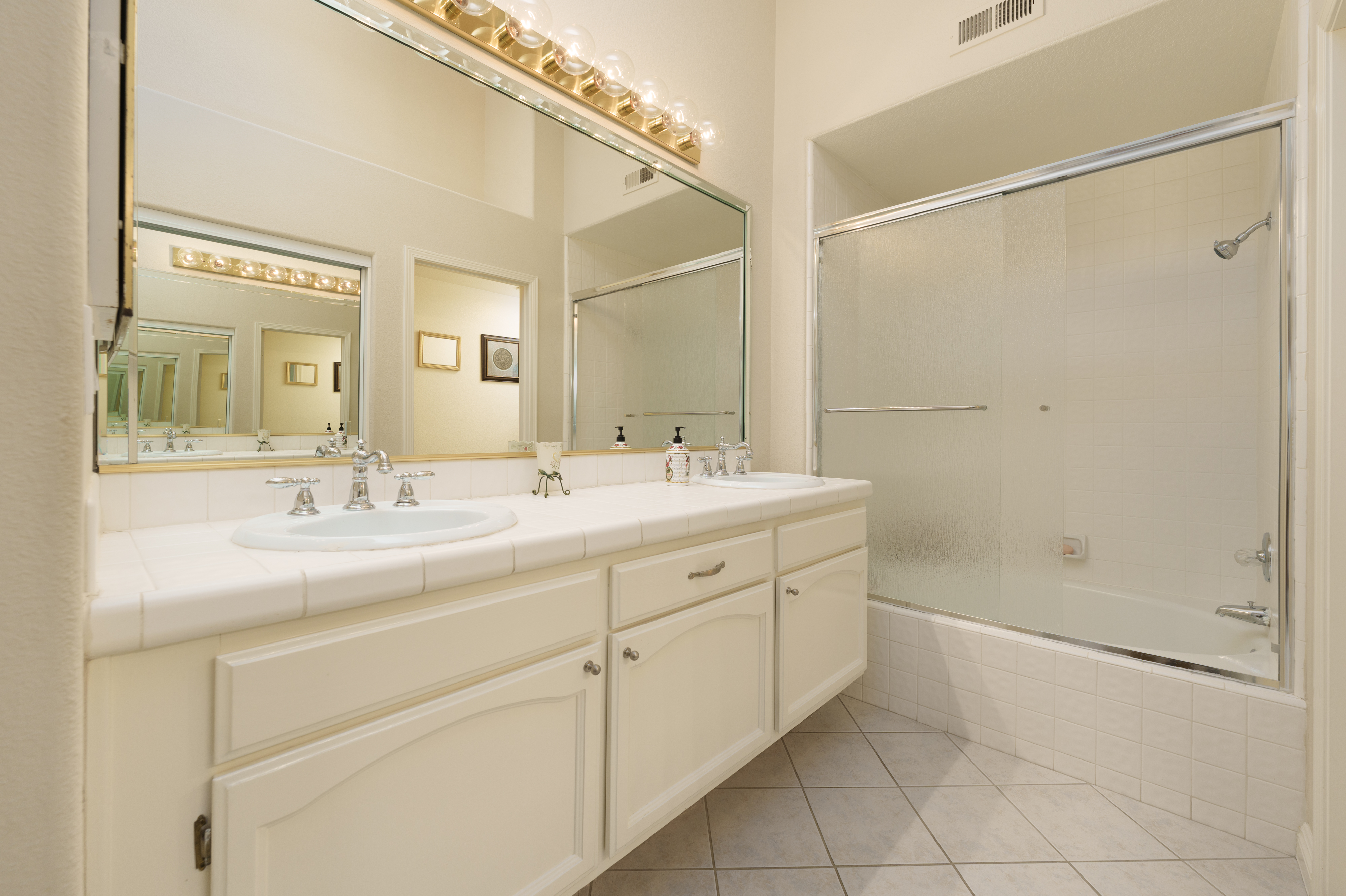 7442 Coho Drive #108
