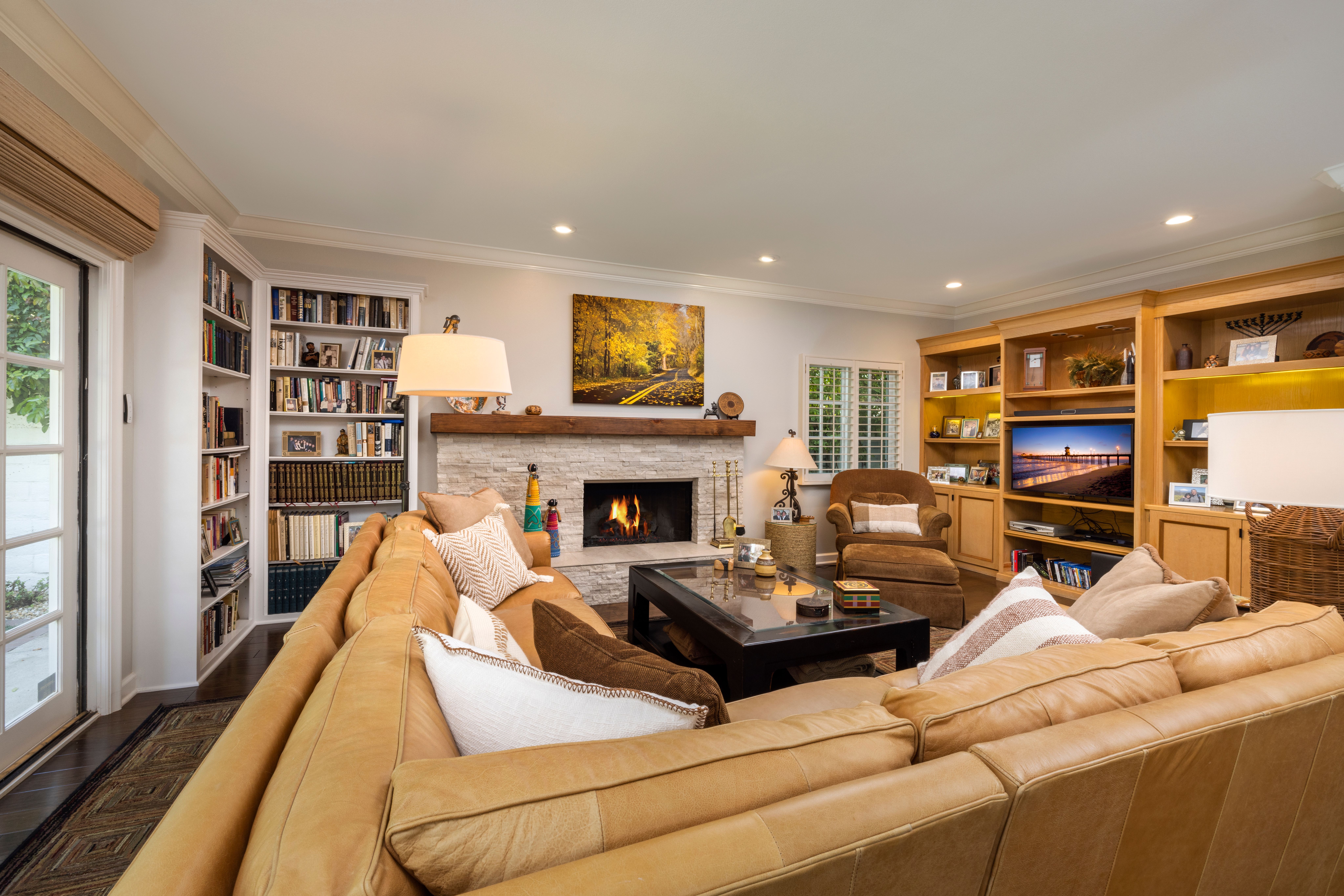 16132 Whitecap Lane