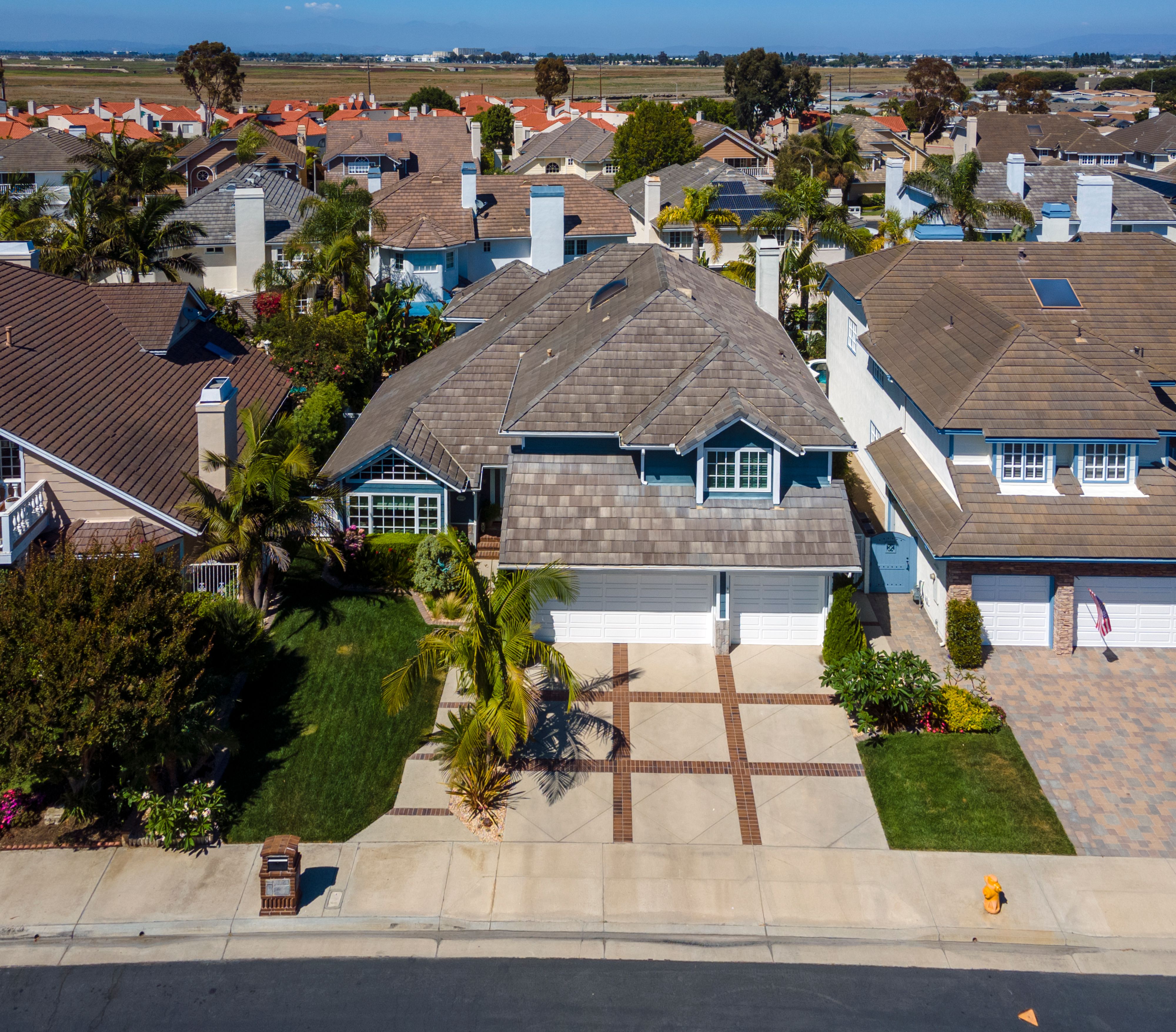 16132 Whitecap Lane