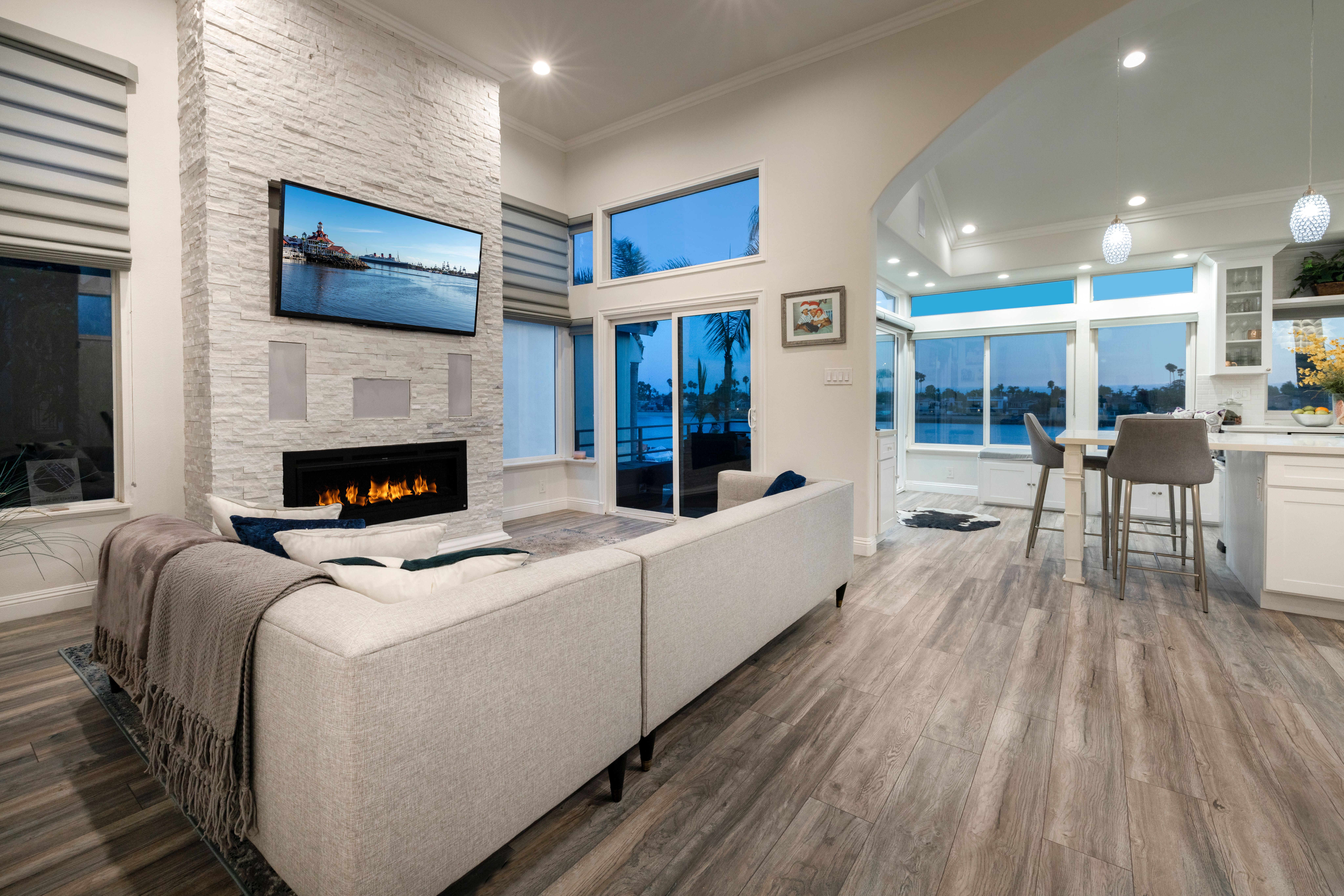 5532 Spinnaker Bay Drive