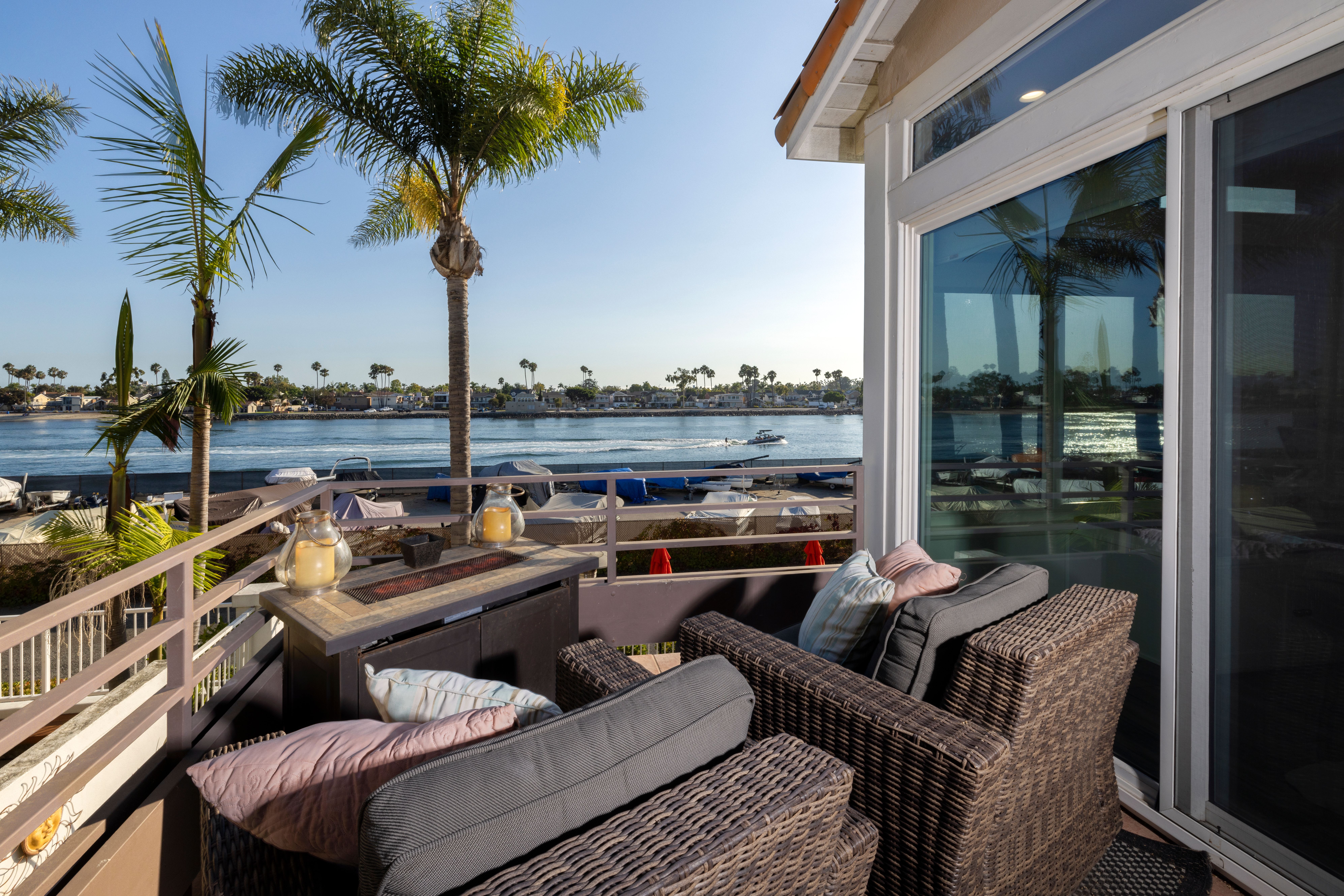 5532 Spinnaker Bay Drive
