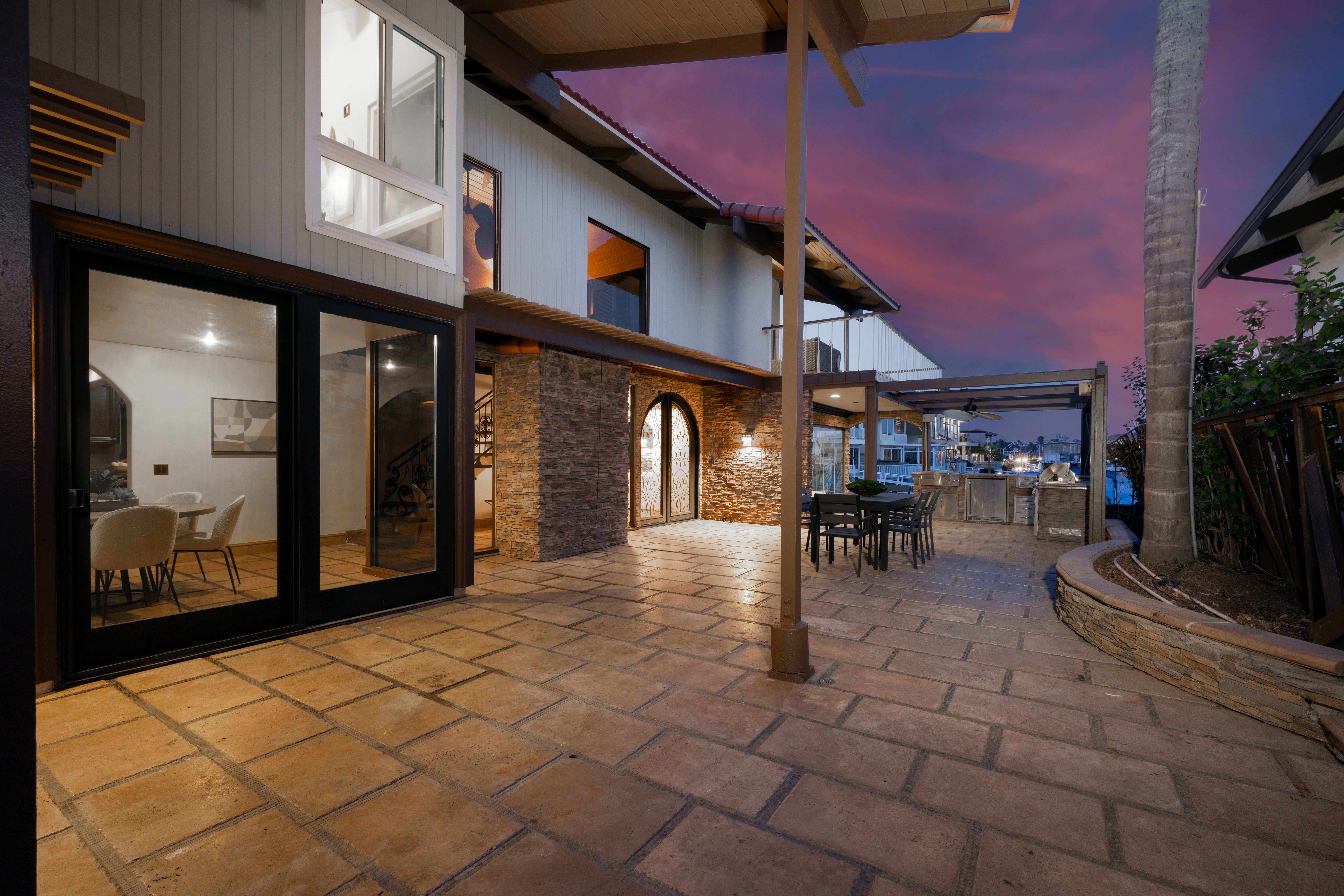 3854 Humboldt Drive