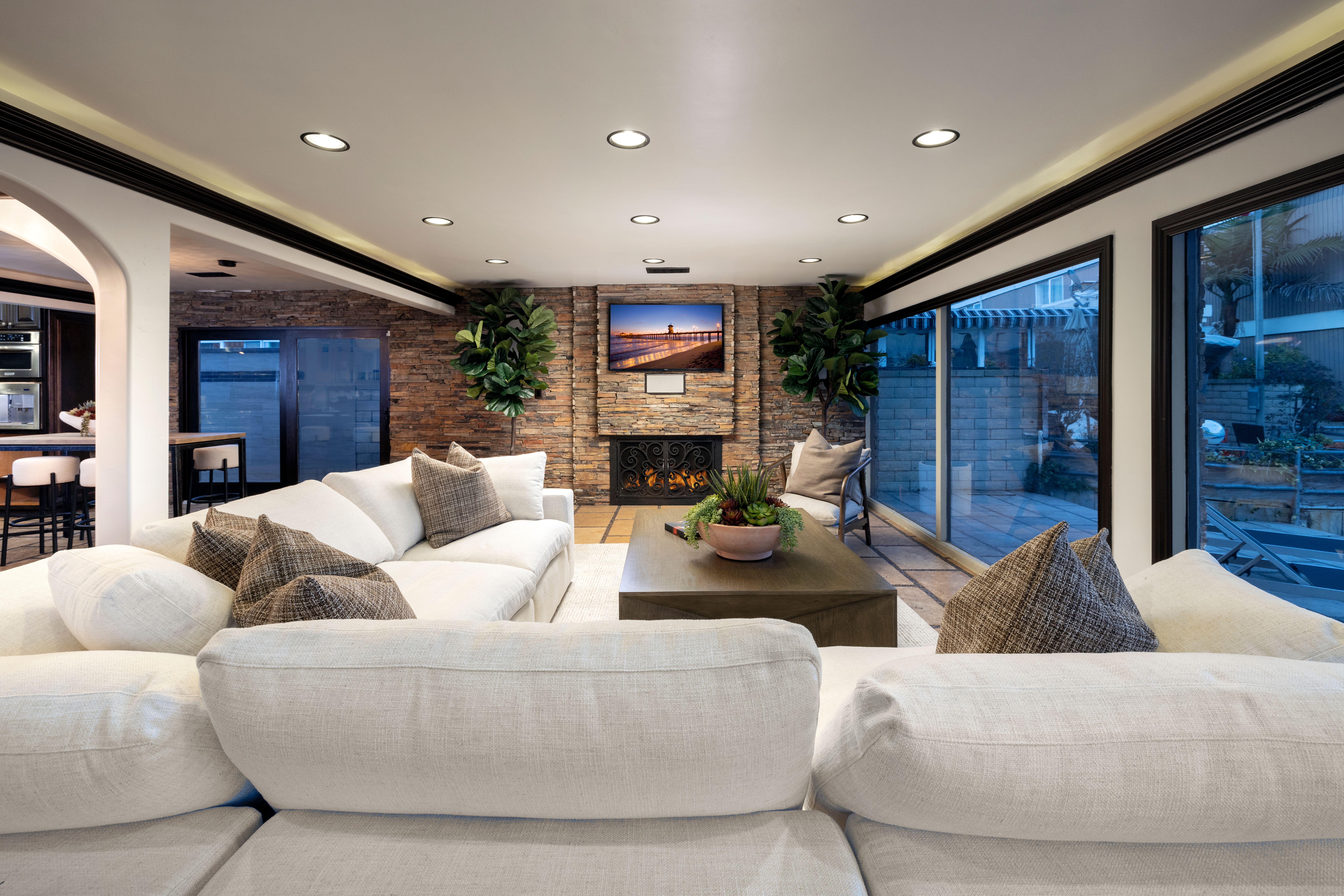 3854 Humboldt Drive
