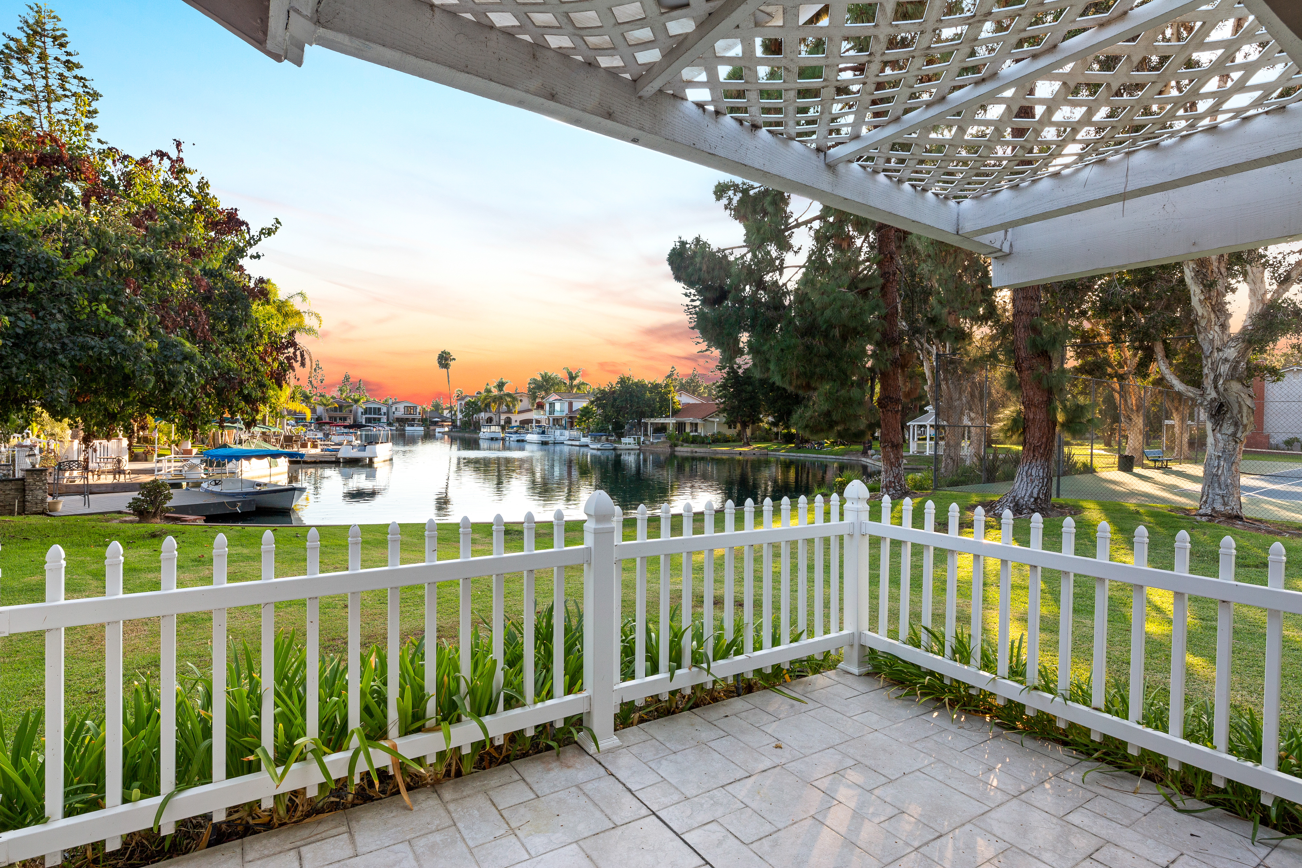 21635 Superior Lane