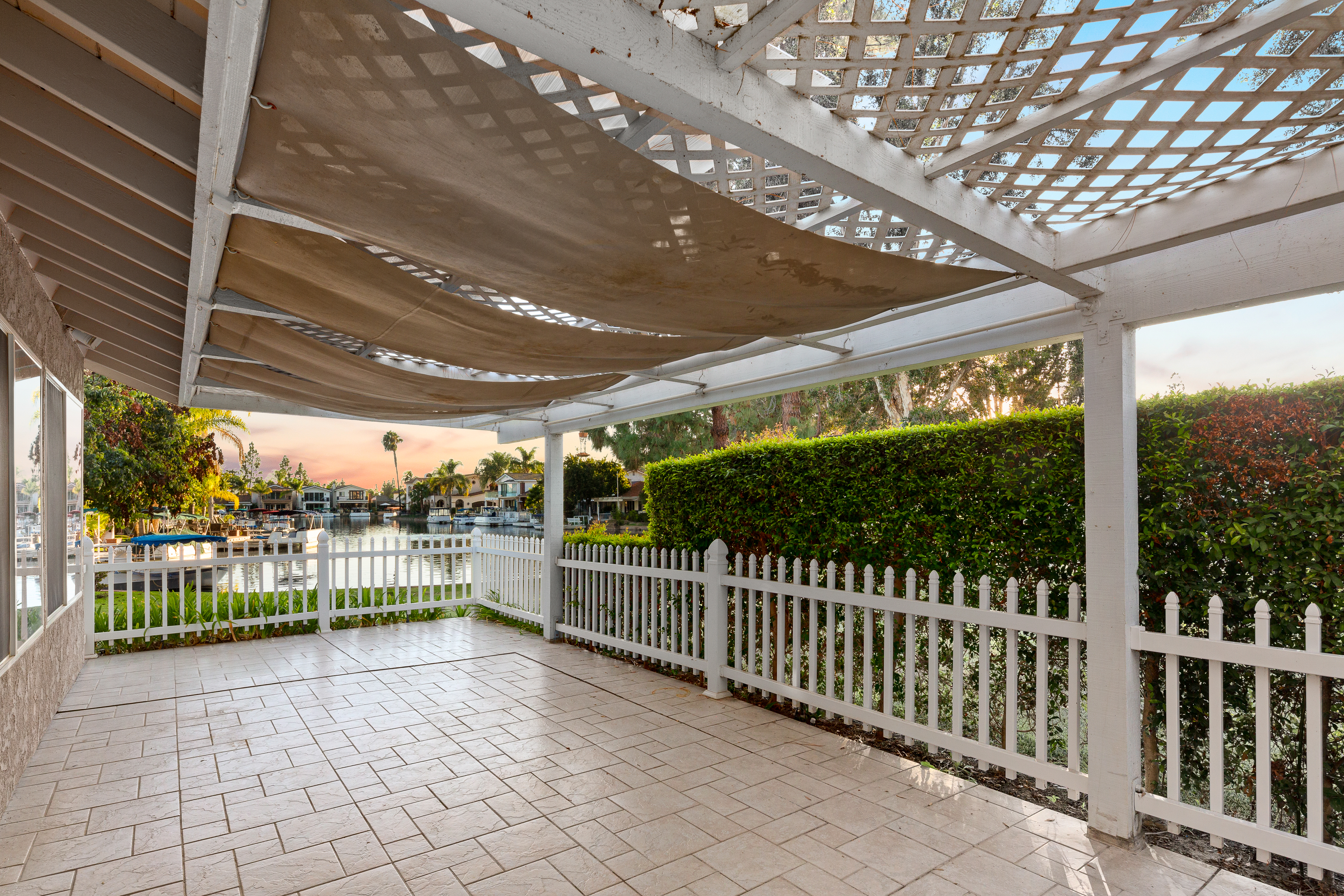 21635 Superior Lane