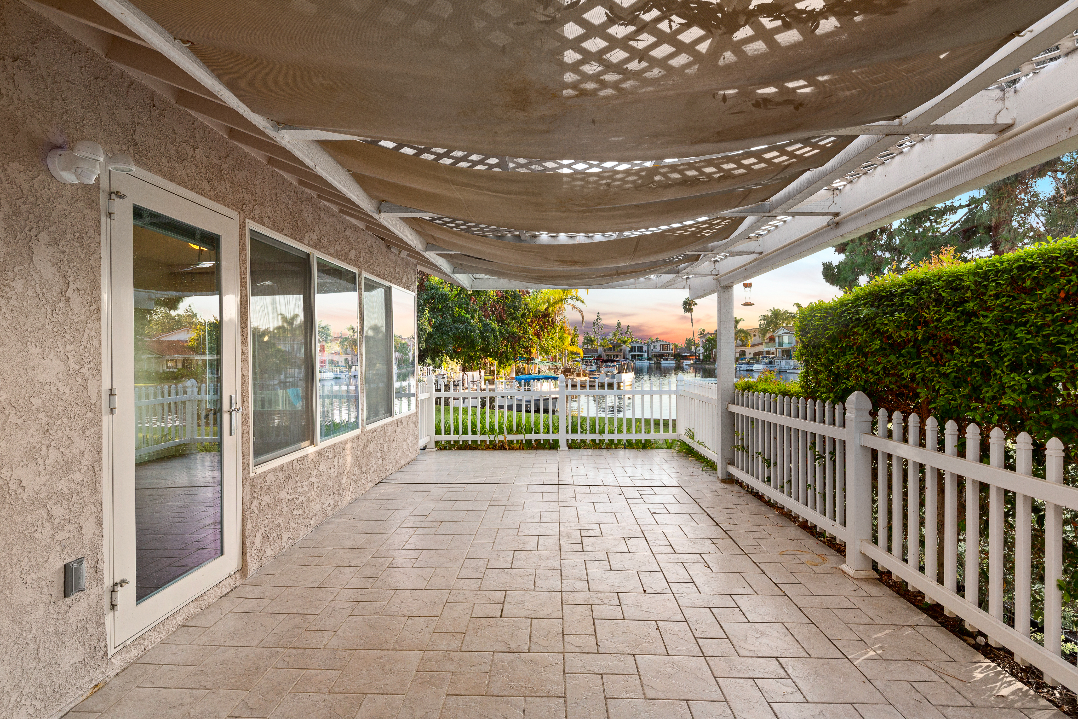 21635 Superior Lane