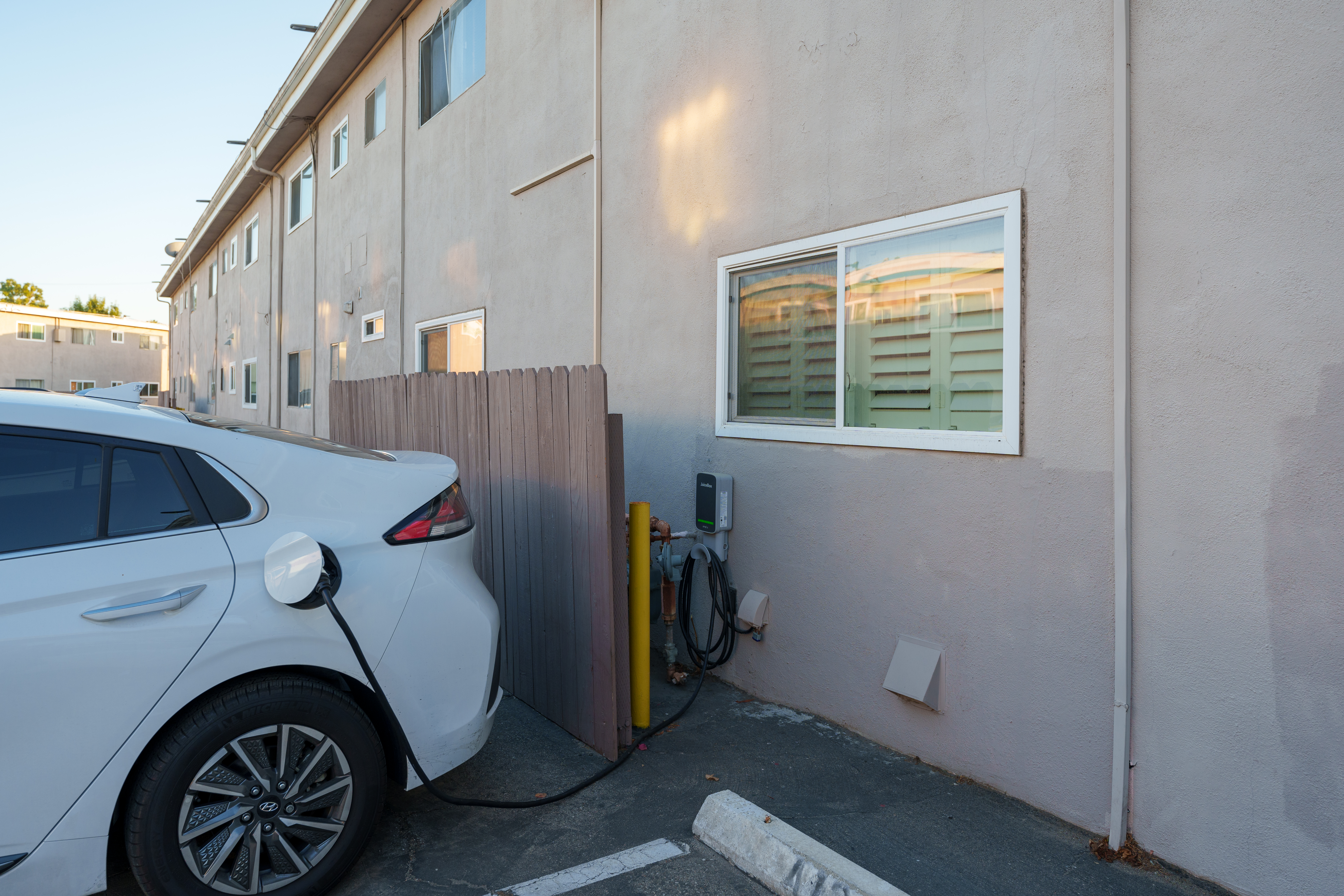 5050 Linden Avenue Unit 75
