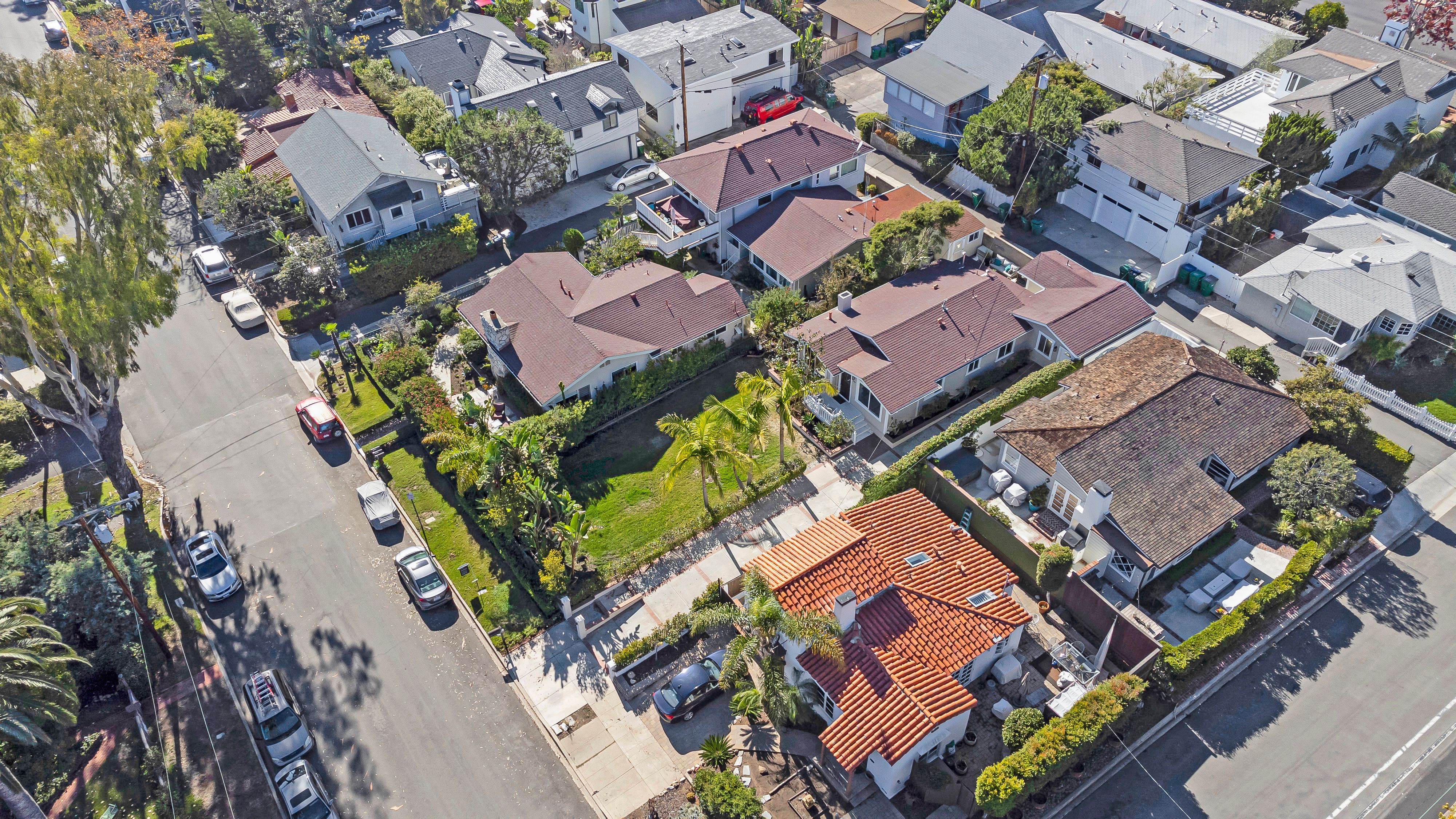 386 Holly Street