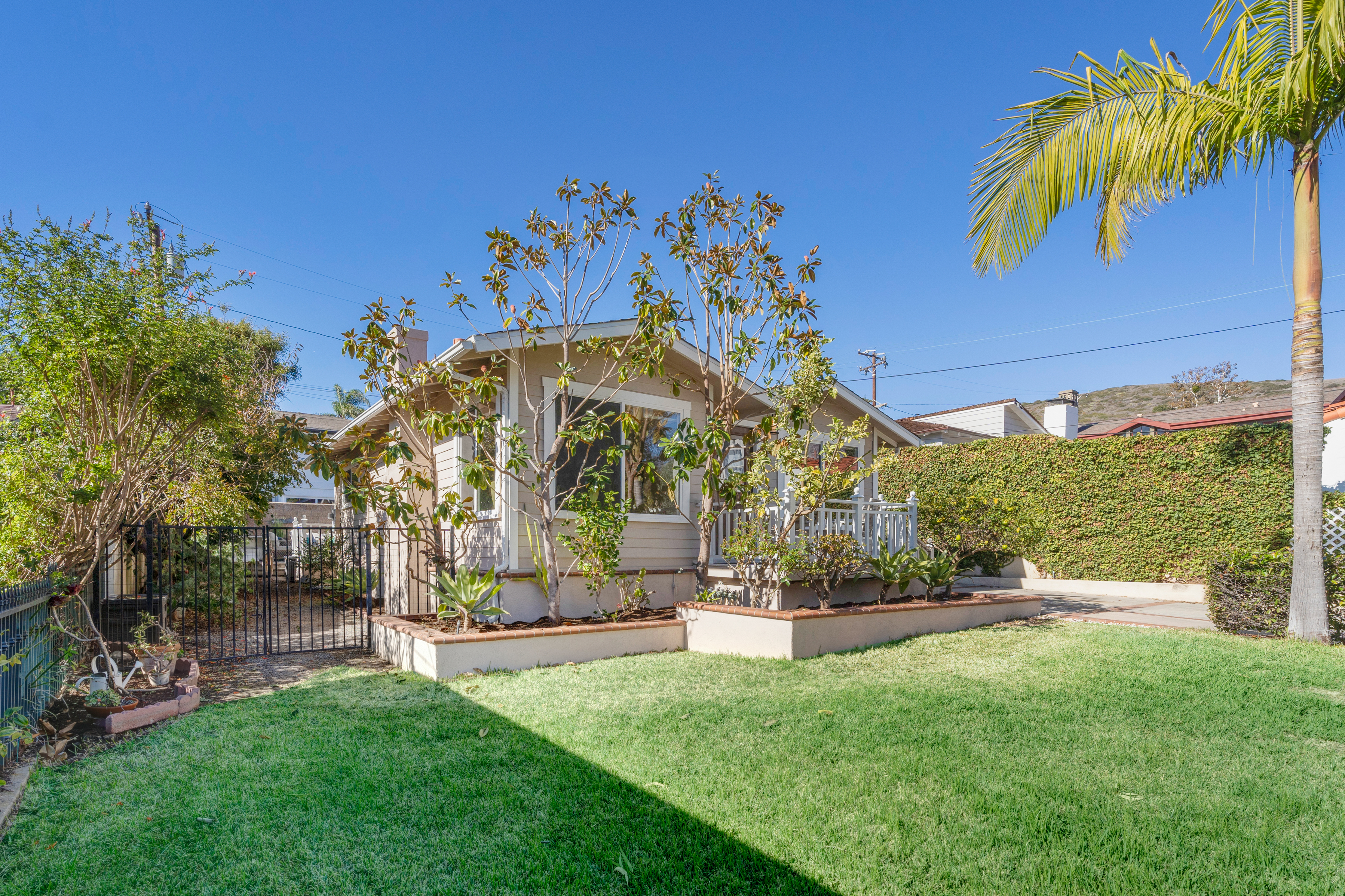 386 Holly Street